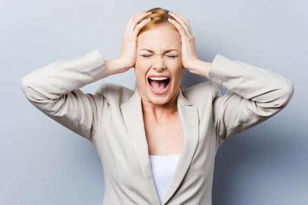 متلازمة اللكنة الأجنبية تجعل المصاب بها يتحدث بلغة غريبة