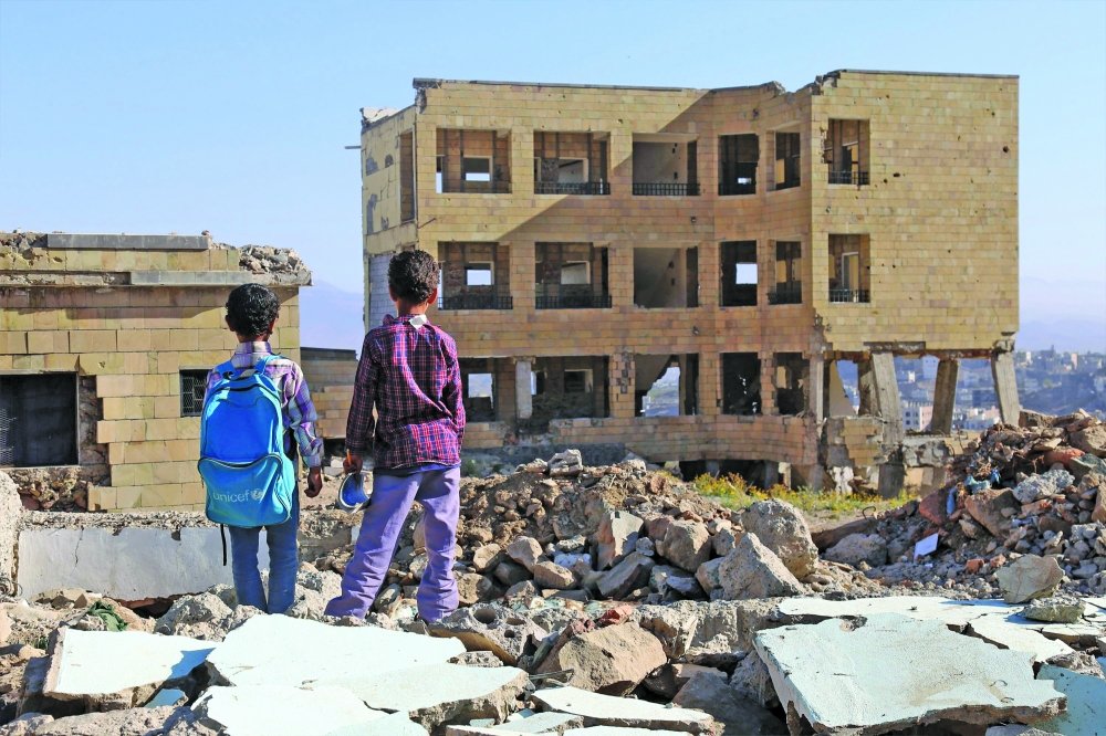 طلاب اليمن يرفضون الاختبارات المدرسية لهذا السبب