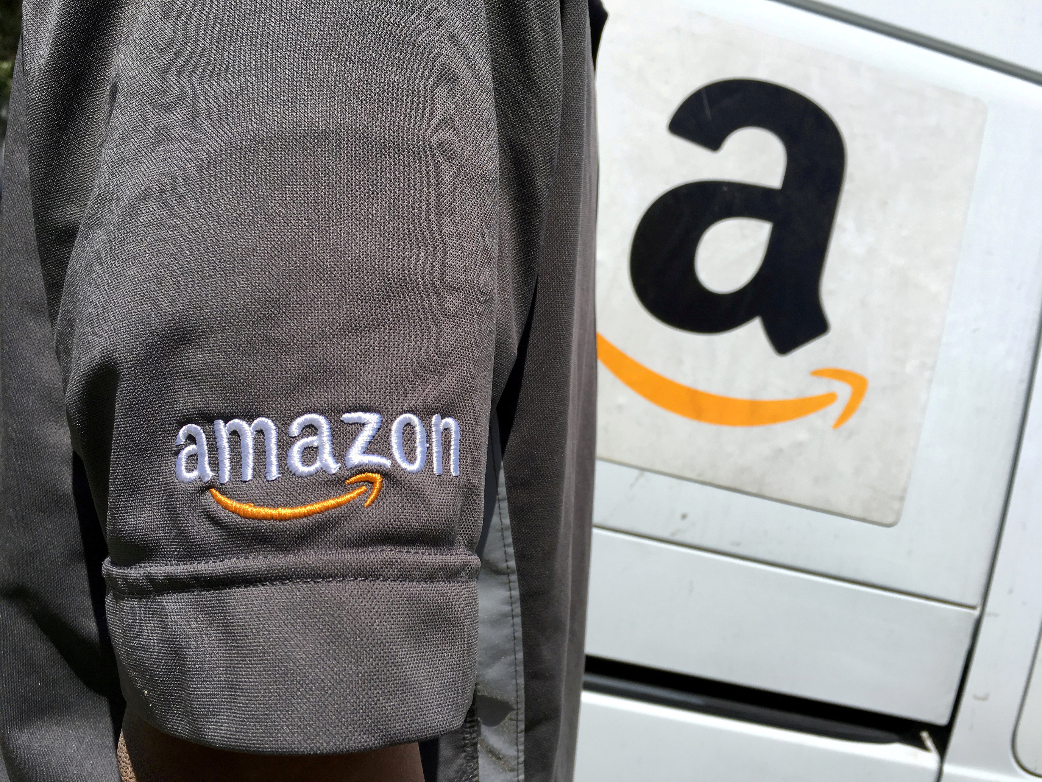 FTC probing allegations of Amazon's deceptive discounting