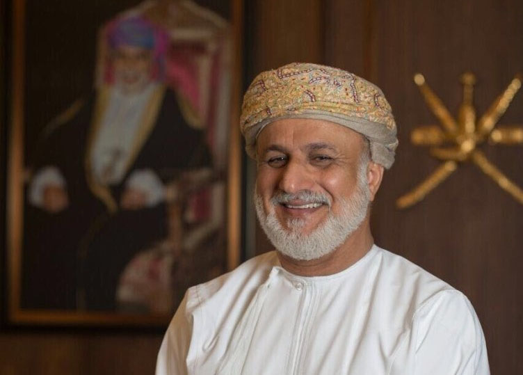 وزير العدل يصدر قراراً وزارياً