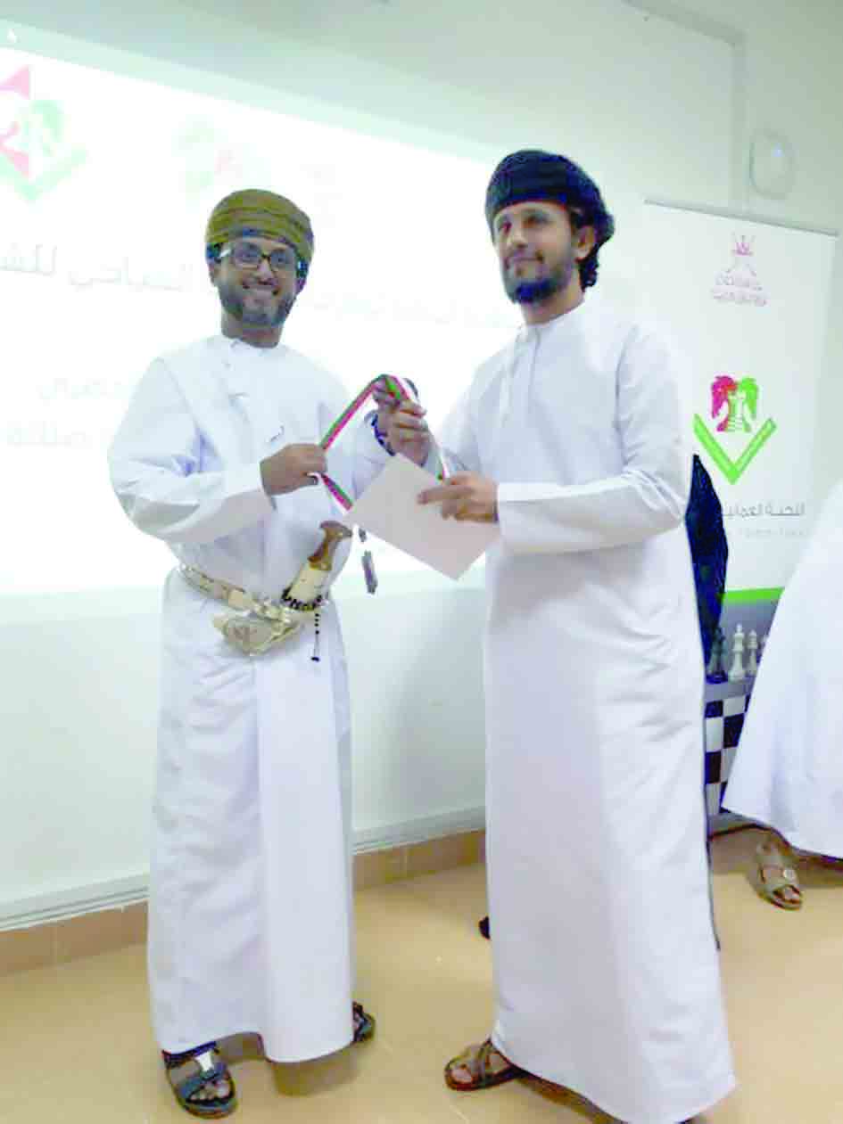 «اليمني بشير» 

يتوَّج ببطولة 
مهرجان صلالة السياحي للشطرنج