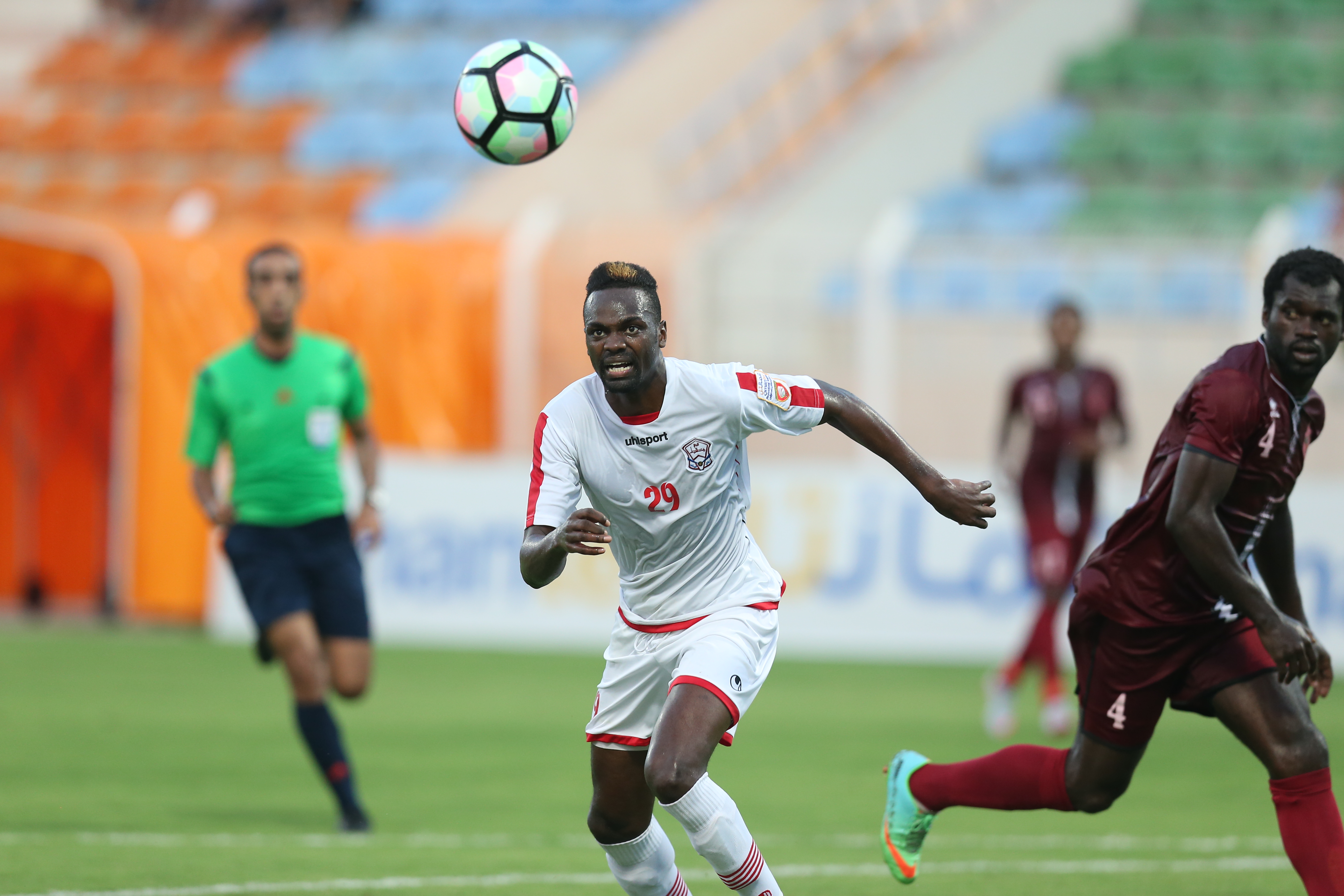 اللاعب الأجنبي فـــي دورينا.. "أي كلام"