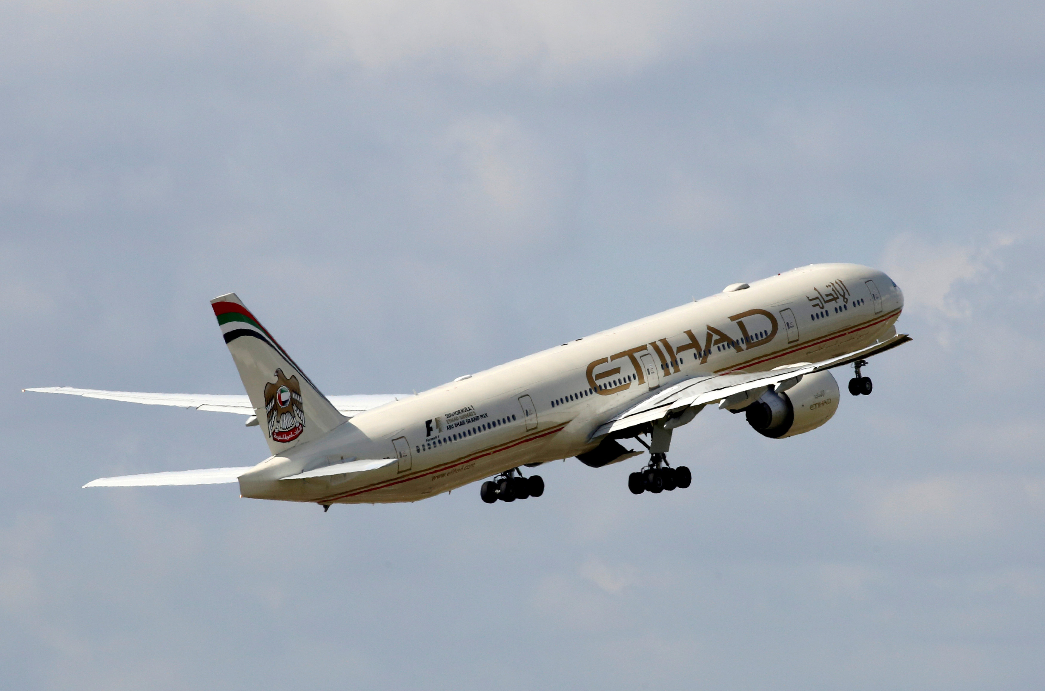 Etihad Airways assisting Australian police with plane attack probe