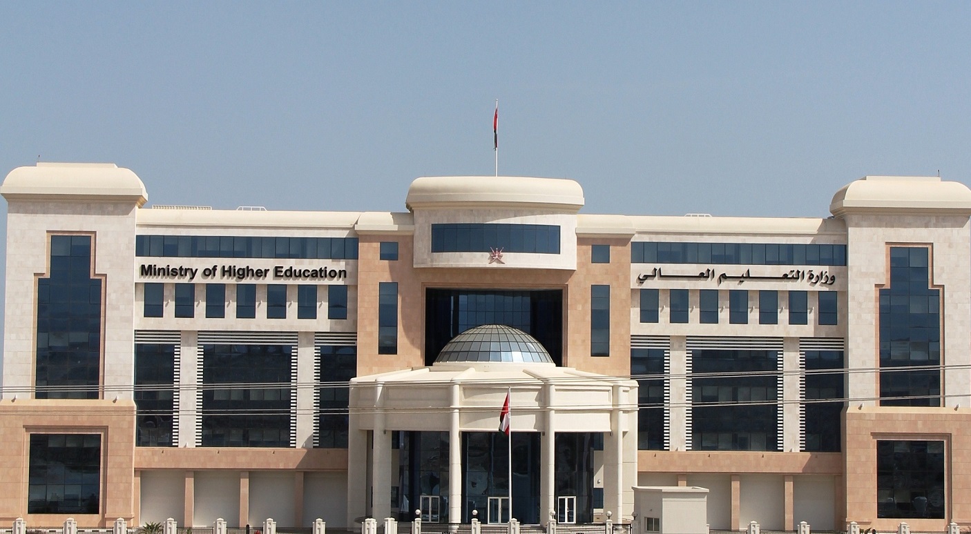 أكثر من 22 ألف طالب وطالبة اعتمدوا المقاعد المعروضة في المؤسسات التعليمية