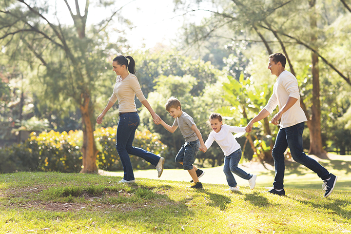 6 family activities to be enjoyed indoors and outside