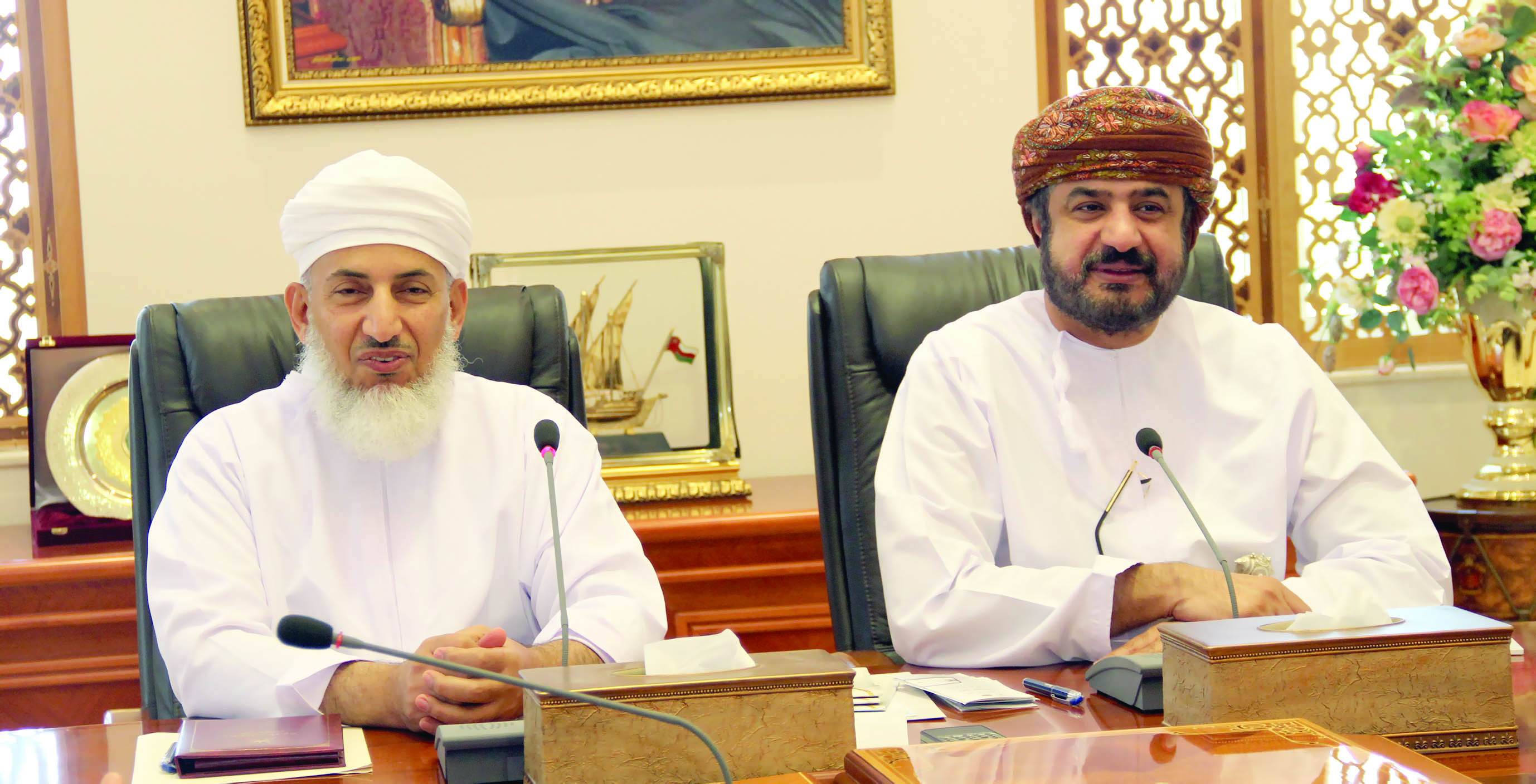 السالمي والمرهون يبحثان المشاريع الإلكترونية لوزارة الأوقاف