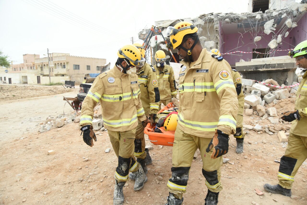 الفريق الوطني للبحث والإنقاذ يختتم التمرين العملي بمحافظة ظفار