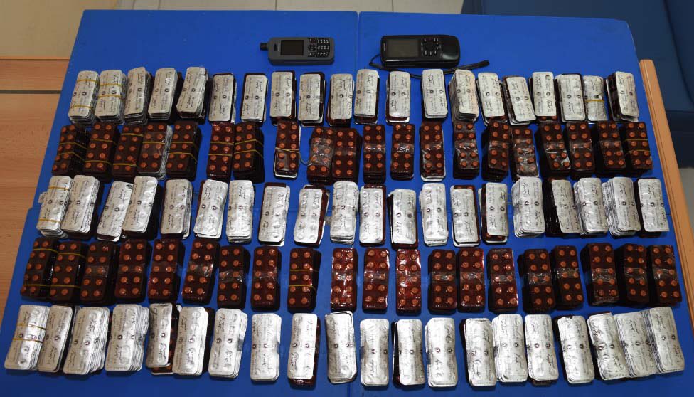 Smuggling gang tried to ditch drugs at sea, caught by ROP