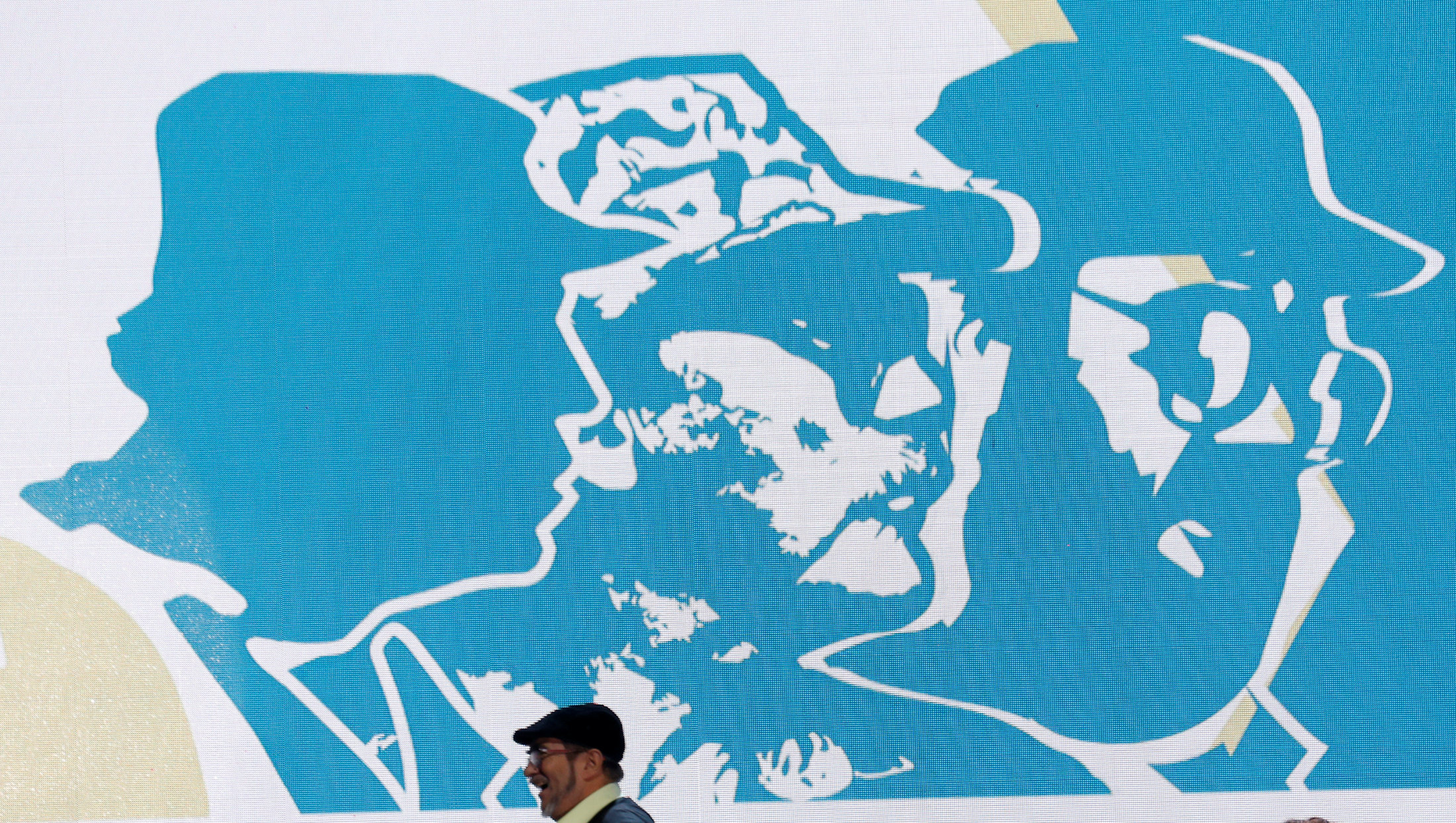 Colombia's FARC rebels debut political party