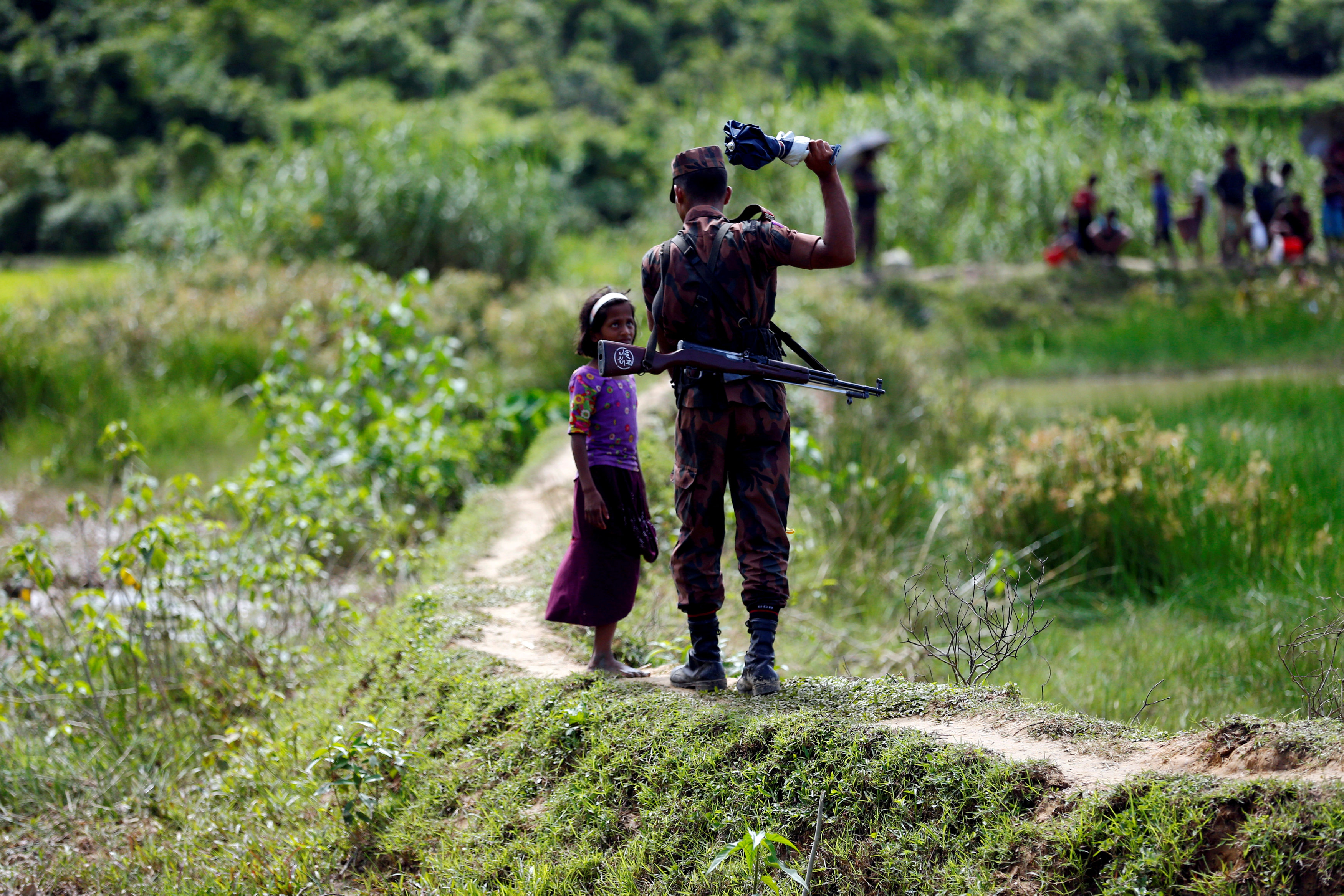 Myanmar army conducts clearance operations; thousands flee clashes