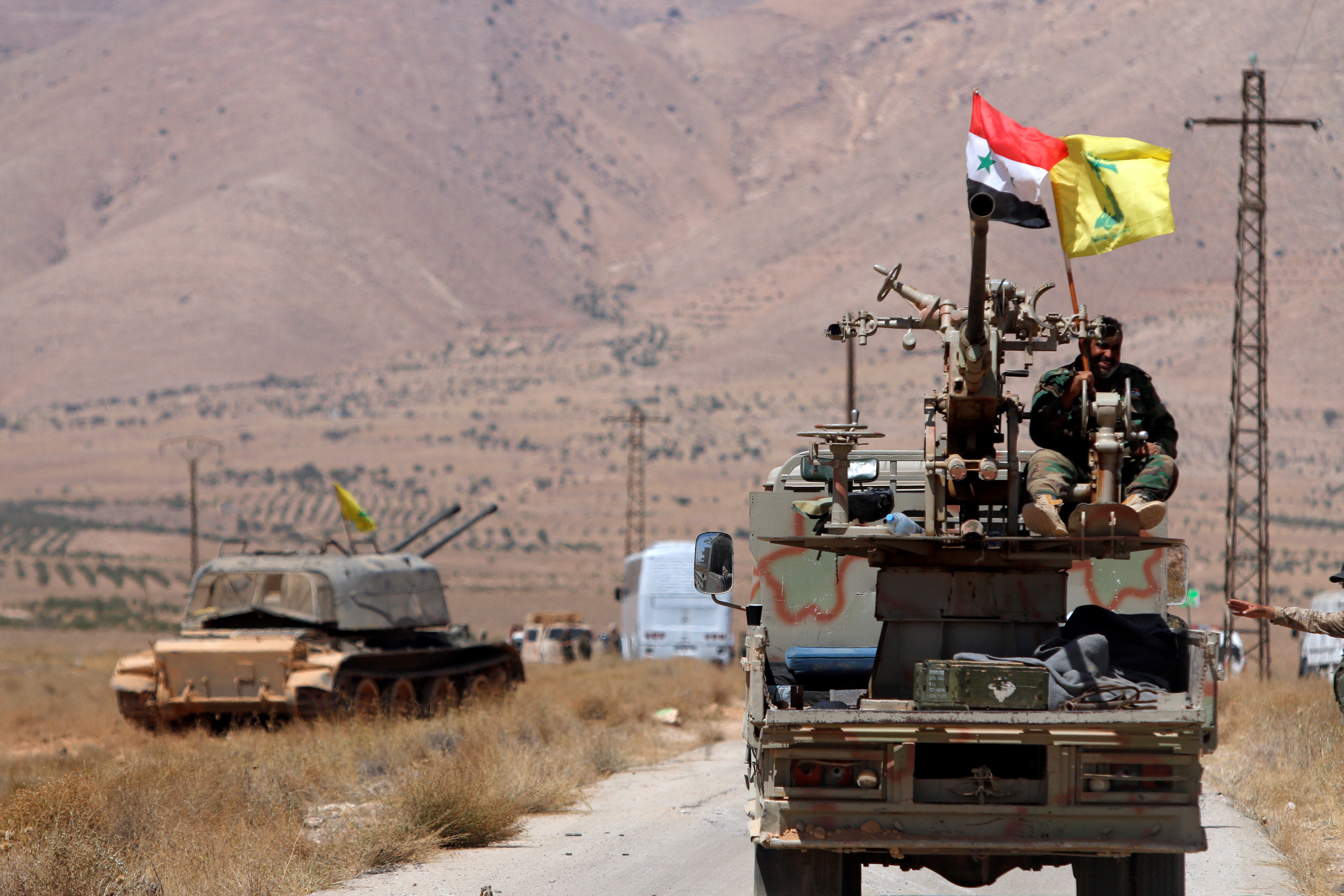 IS readies to evacuate Syria-Lebanon border zone