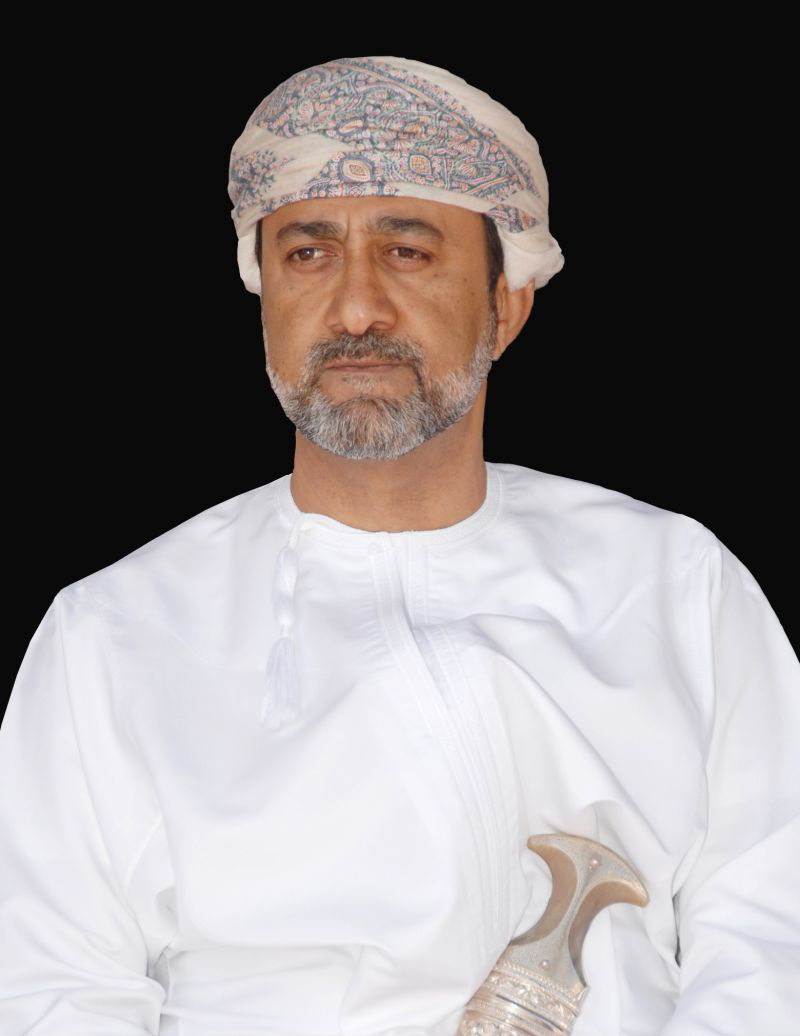 هيثم بن طارق يمثل السلطنة في مراسم تنصيب روحاني غداً
