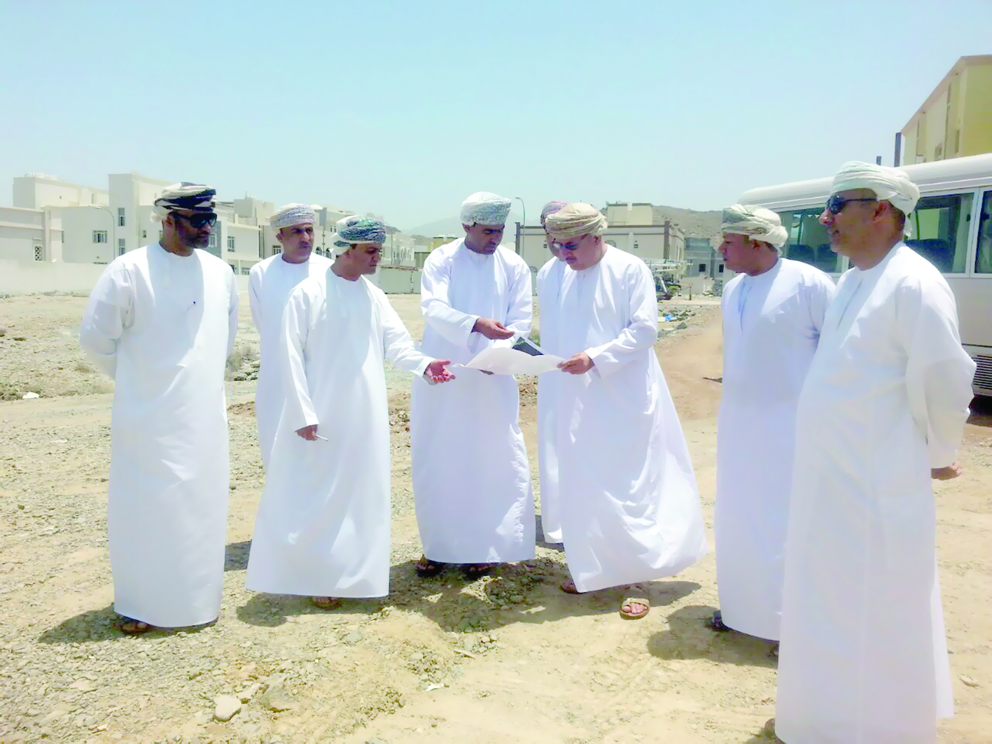 رئيس بلدية مسقط يزور عددًا من المشاريع في السيب وبوشر ومطرح