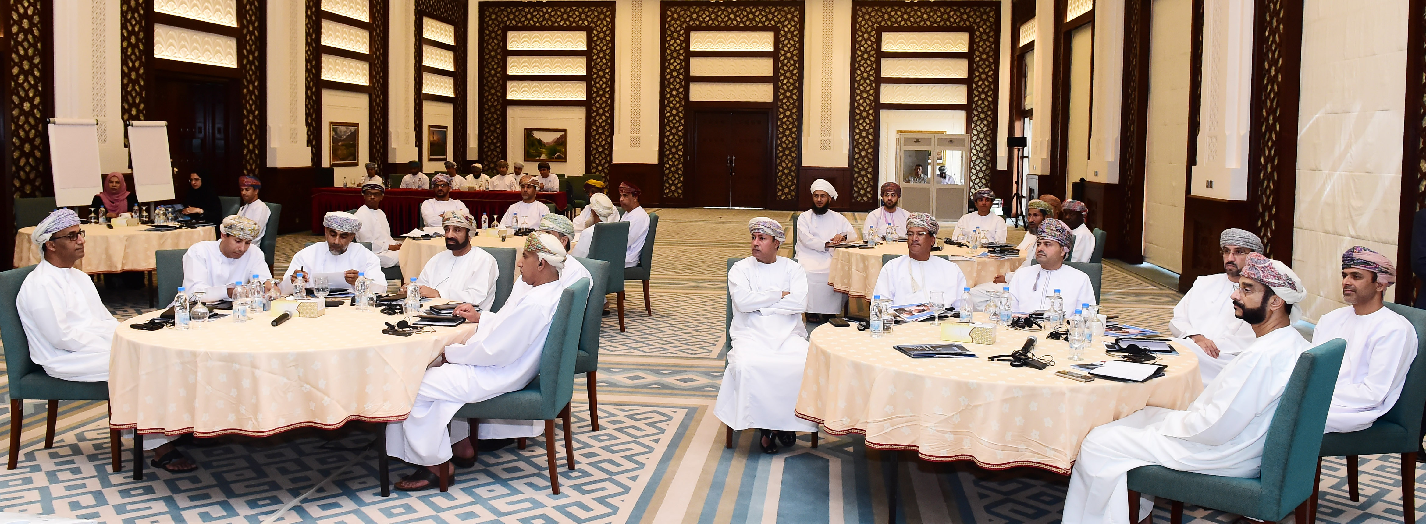 معهد تطوير الكفاءات ينظم برنامج تطوير القدرات الاستشارية للخبراء