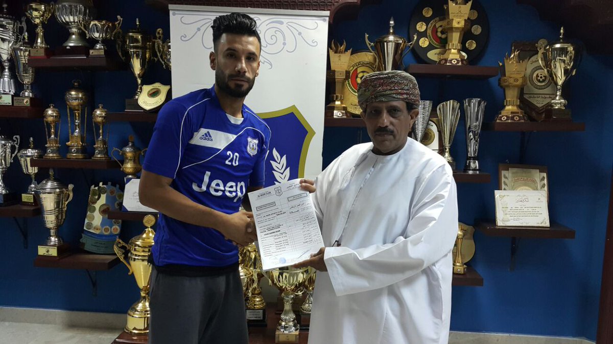 النصر العماني يضم اللاعب العراقي اياد سدير