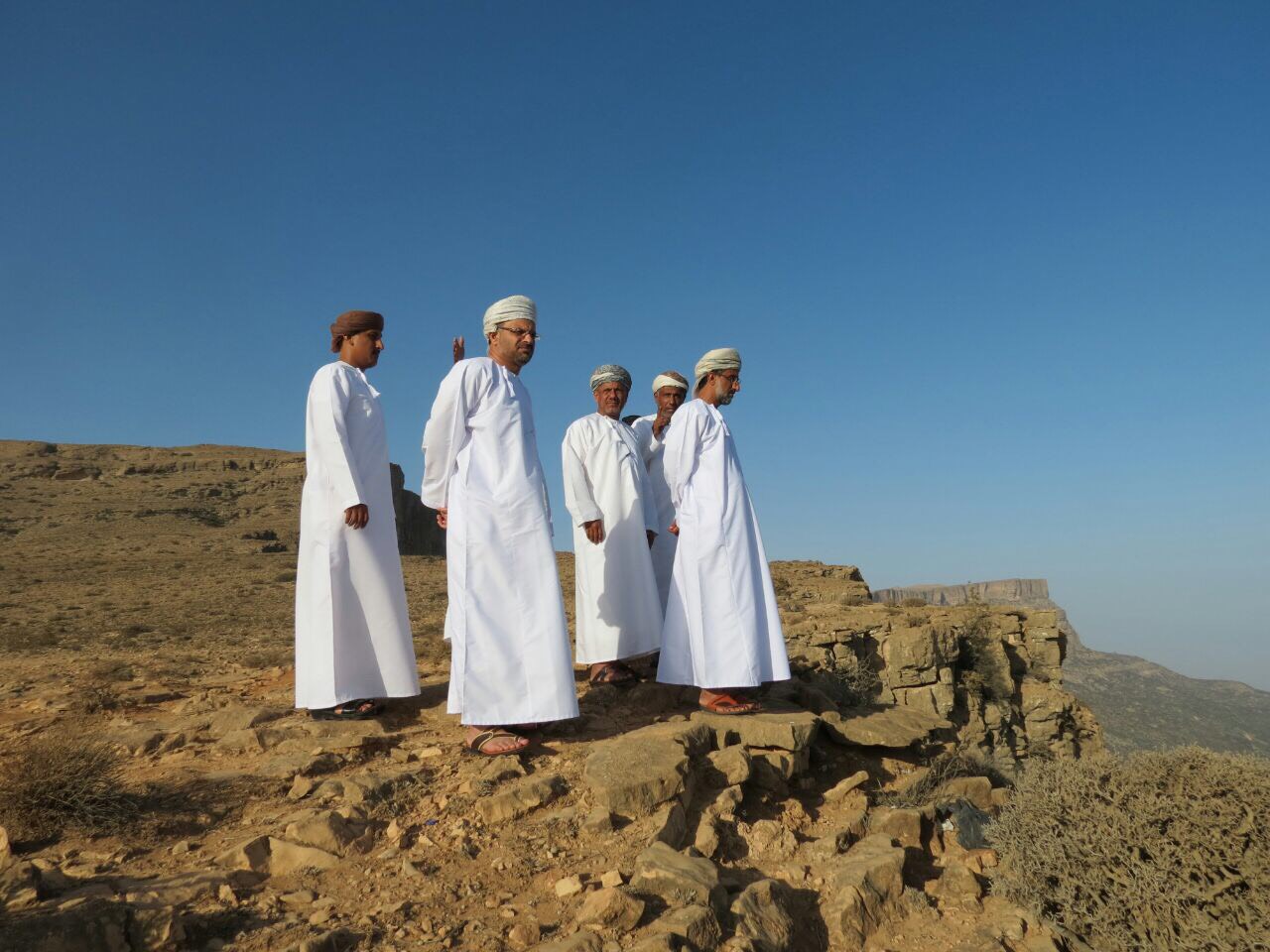 وزير البيئة يتفقد محمية جبل سمحان الطبيعية