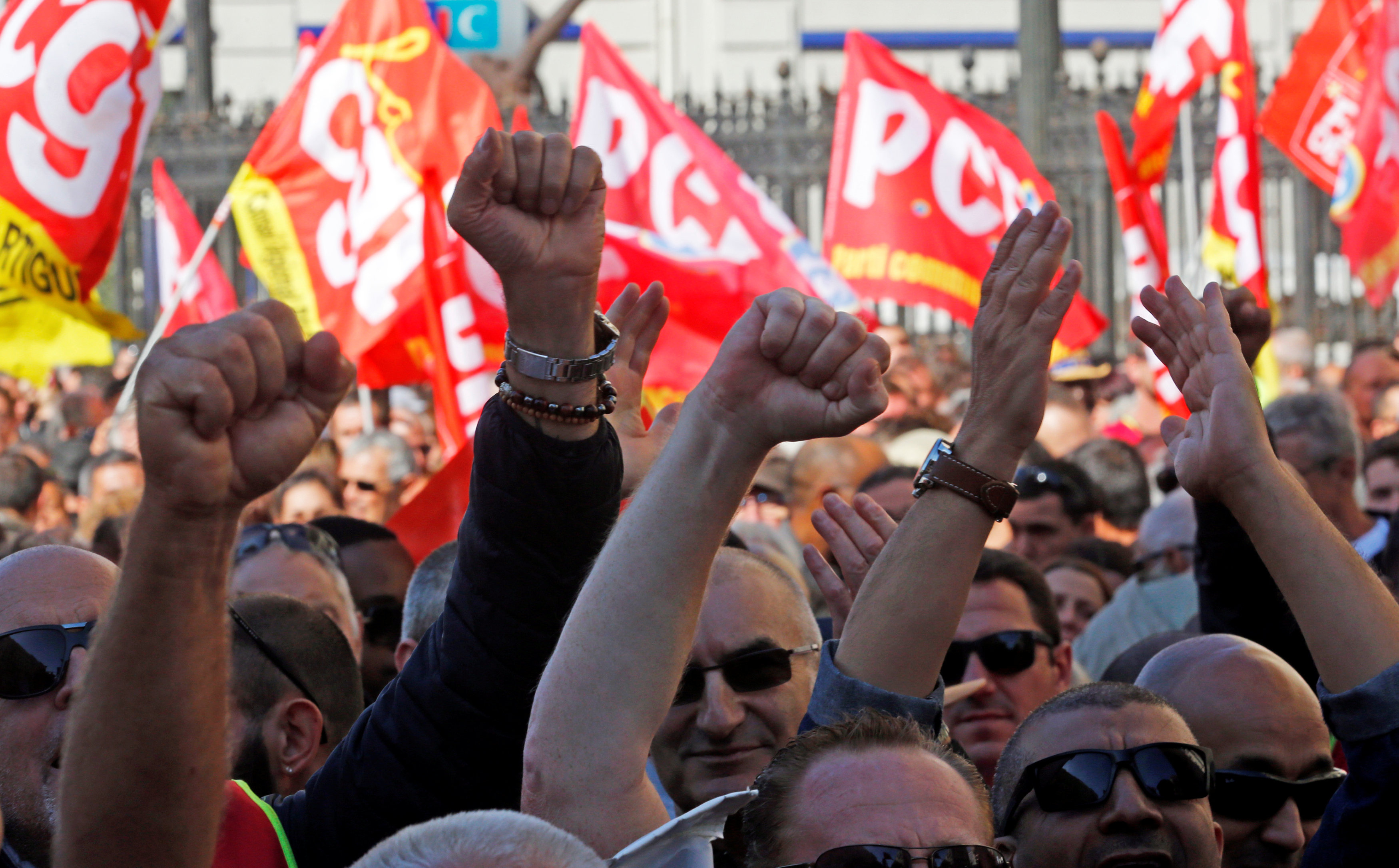 In pictures: Protest against labour reforms in French city of Marseille