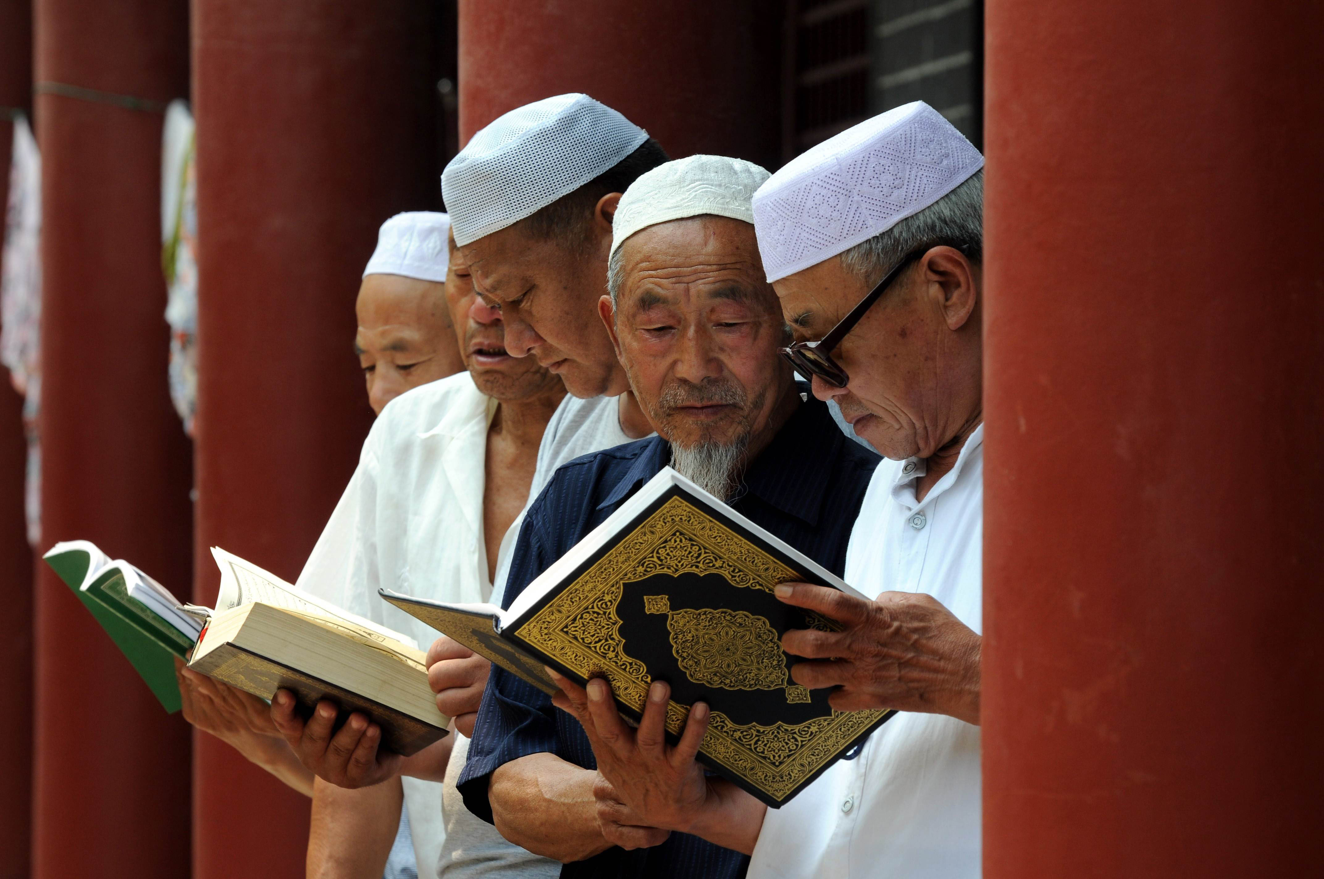 السجن عامين لصيني بسبب تدريس الإسلام