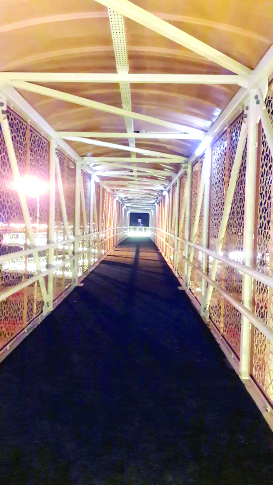 افتتاح جسر مشاة الطريف بصحار