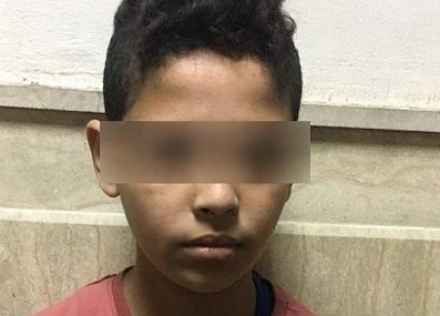 البراءة منه بريئة.. طفل يقتل ابنة عمه الطفلة بعد أن منعته من اغتصابها!