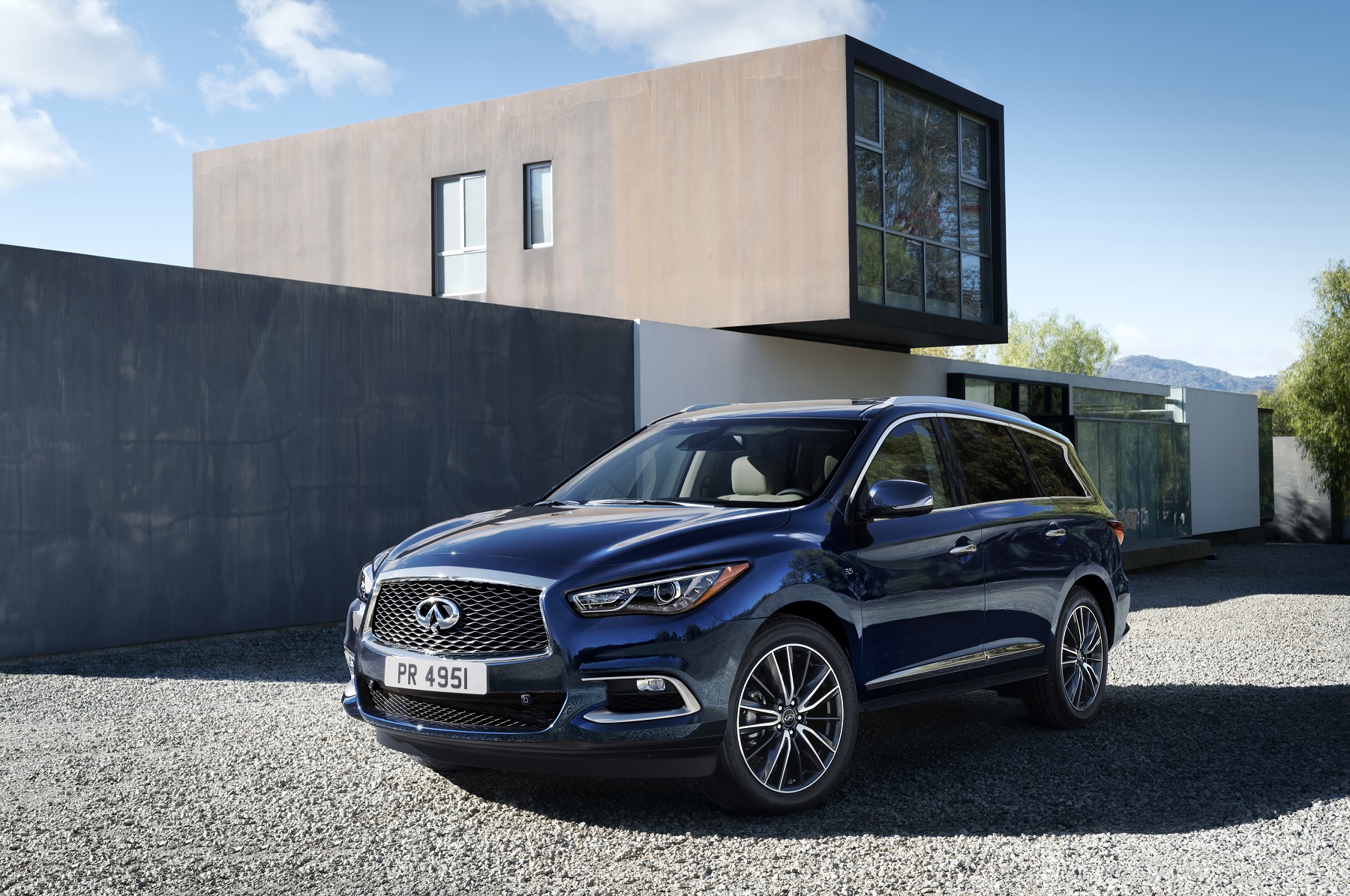 Infiniti QX60 delivers empowering performance, rewarding driving experience