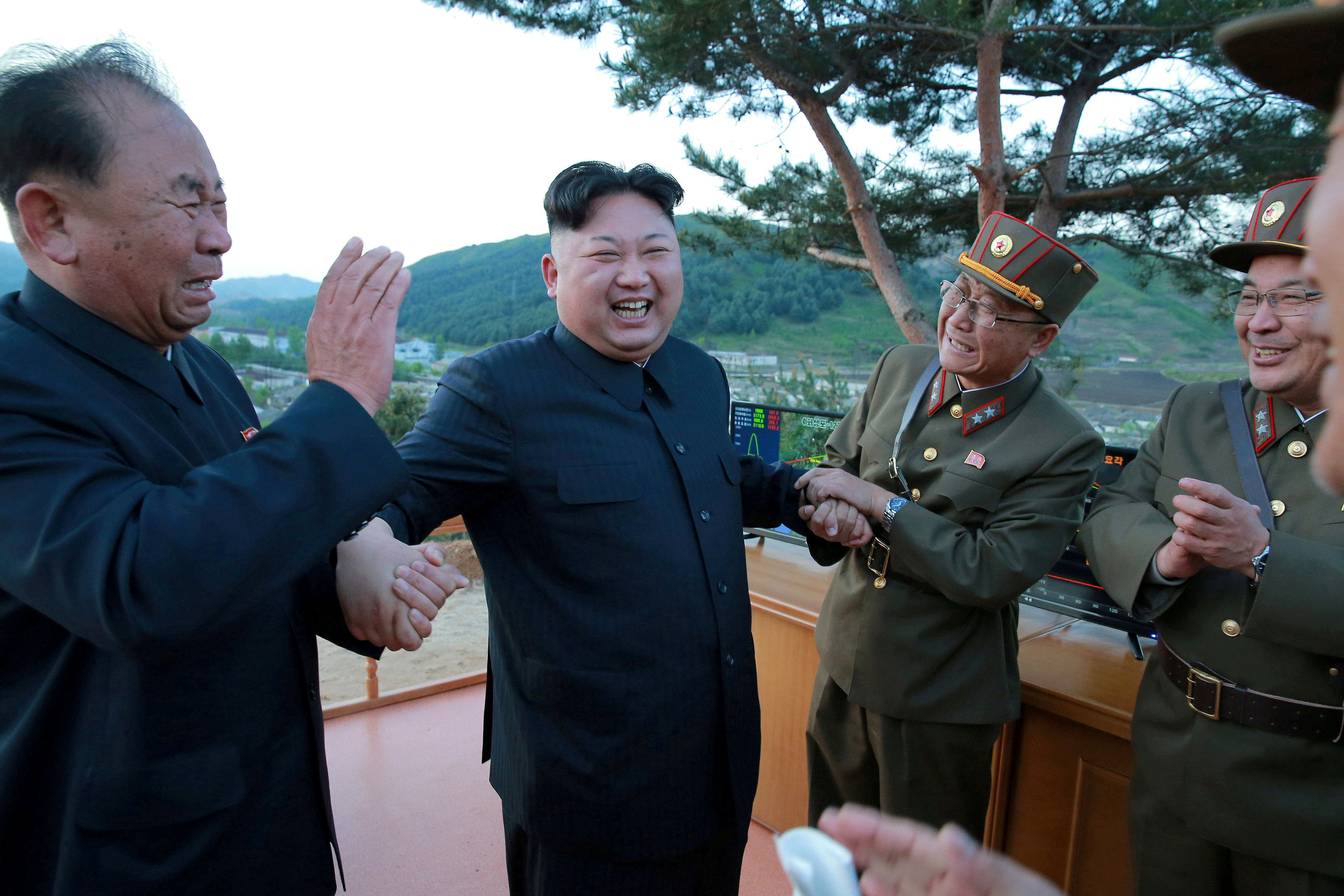 صاروخ كوريا الشمالية يدفع مجلس الأمن لجلسة طارئة