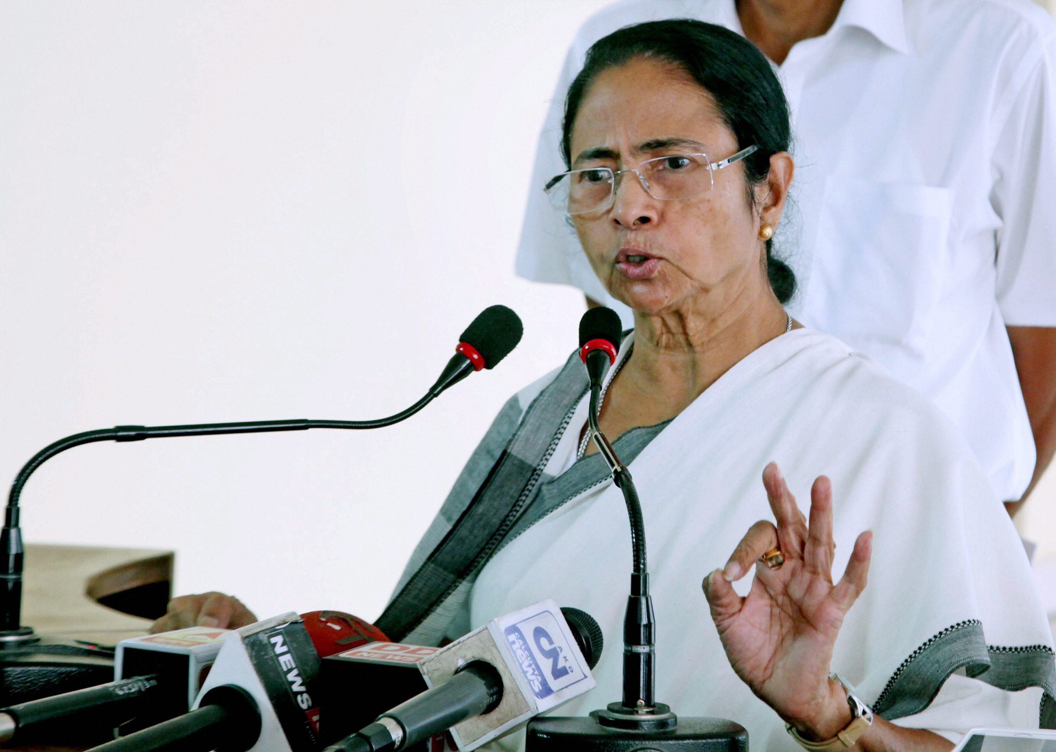 RSS, Bajrang Dal, VHP should not try to disturb peace in eastern Indian state of West Bengal: Mamata