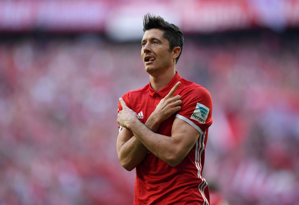 ليفاندوفسكي: شائعات انتقالي إلى ريال مدريد "هراء"