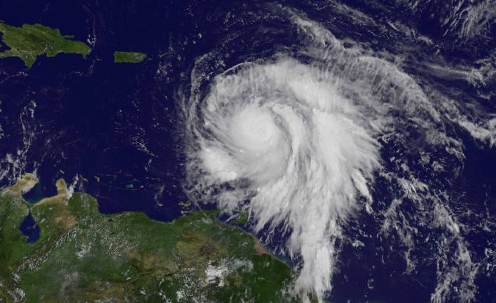 Hurricane Maria rips through Dominica, barrels toward U.S. Virgin Islands