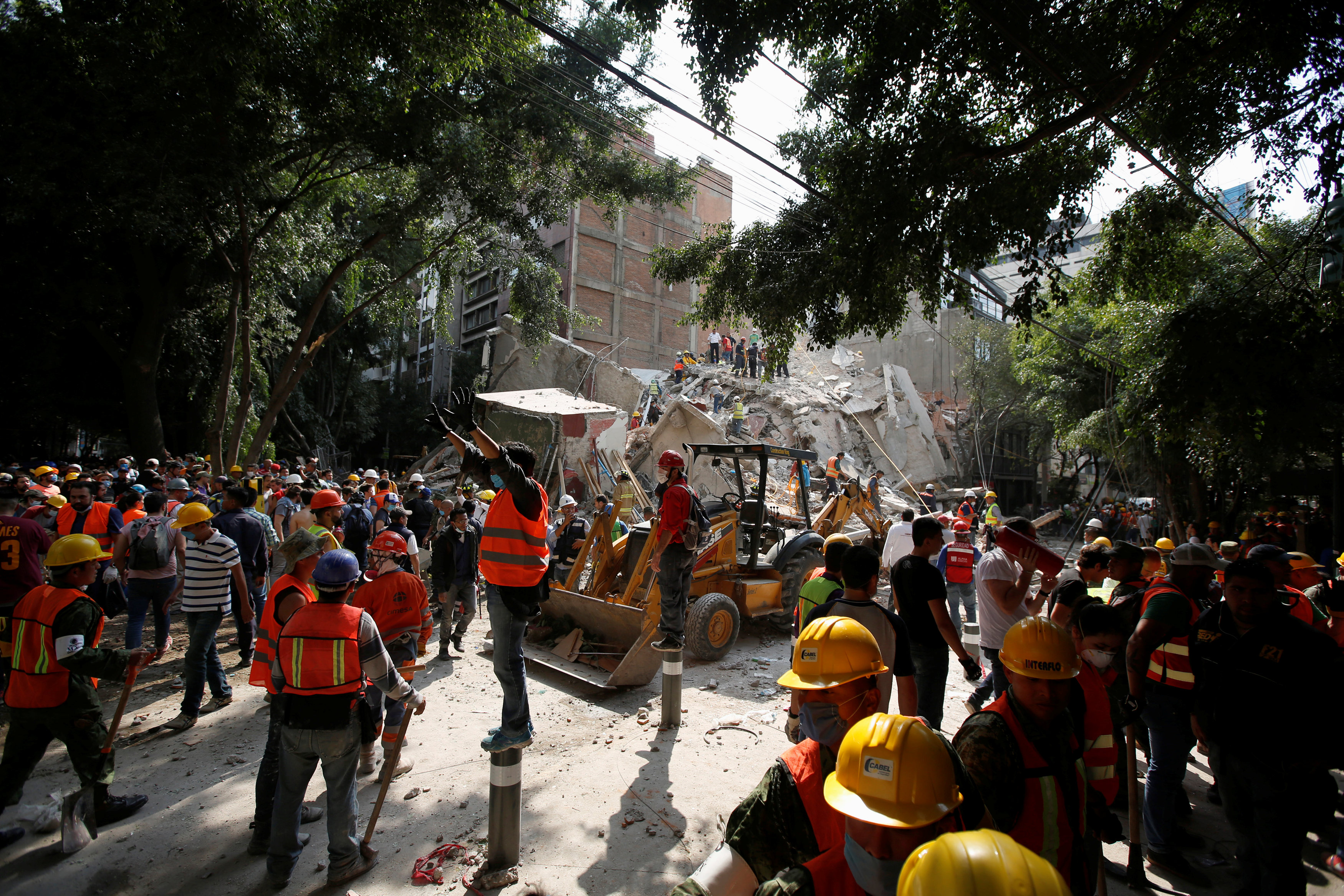 Major earthquake of 7.4 magnitude hits southern Mexico