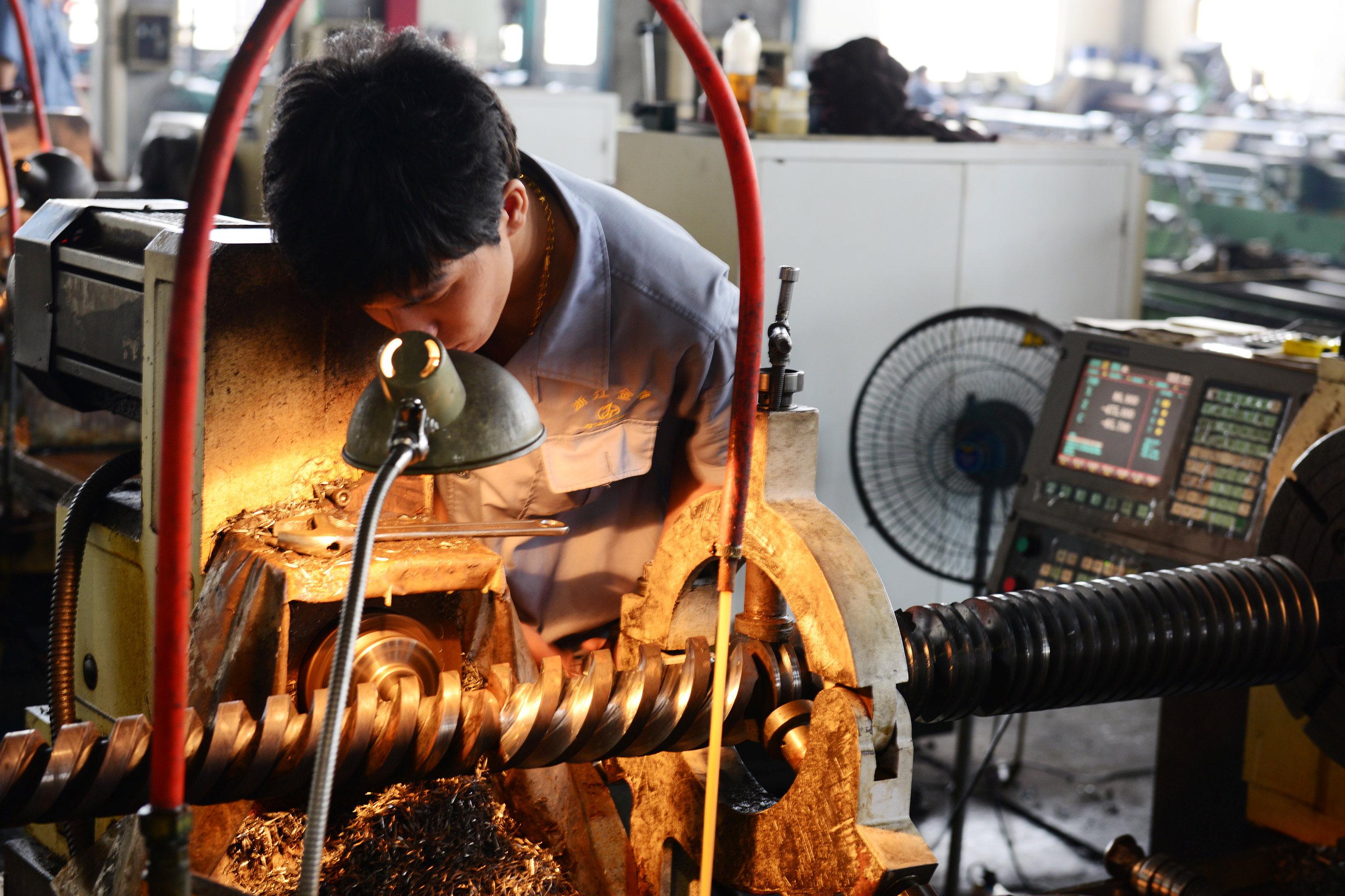 China's factories grow at fastest pace in over 5 years as prices surge