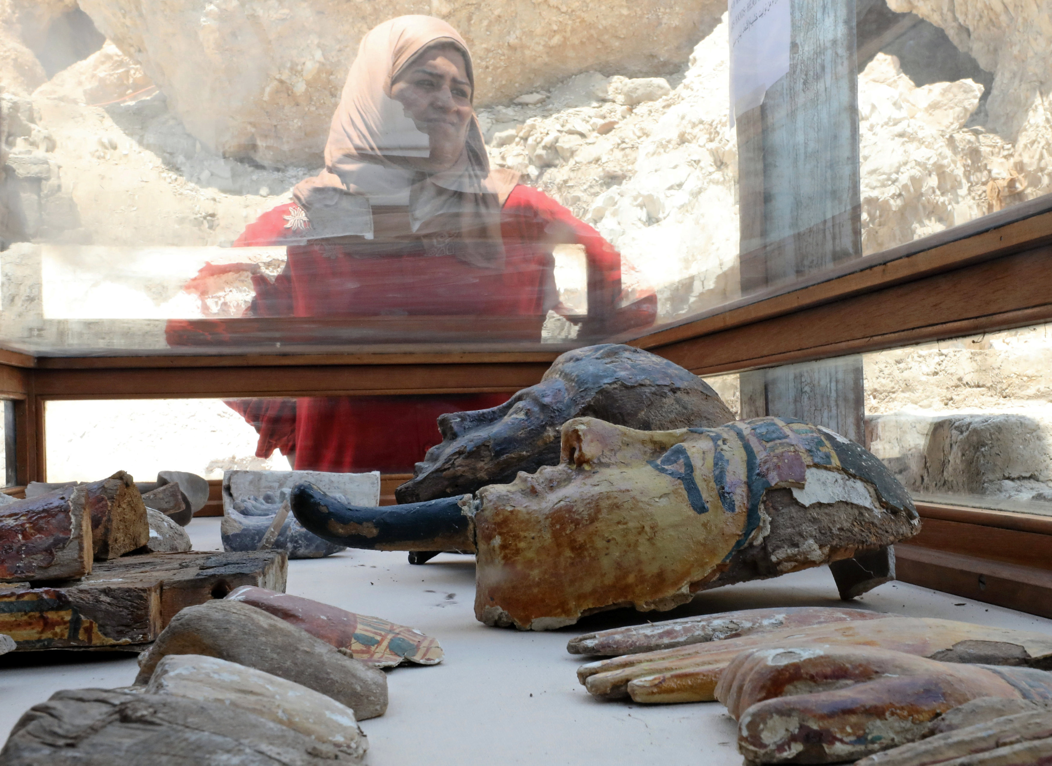 Egypt archaeologists unearth tomb of goldsmith who lived more than 3,000 years ago near Luxor