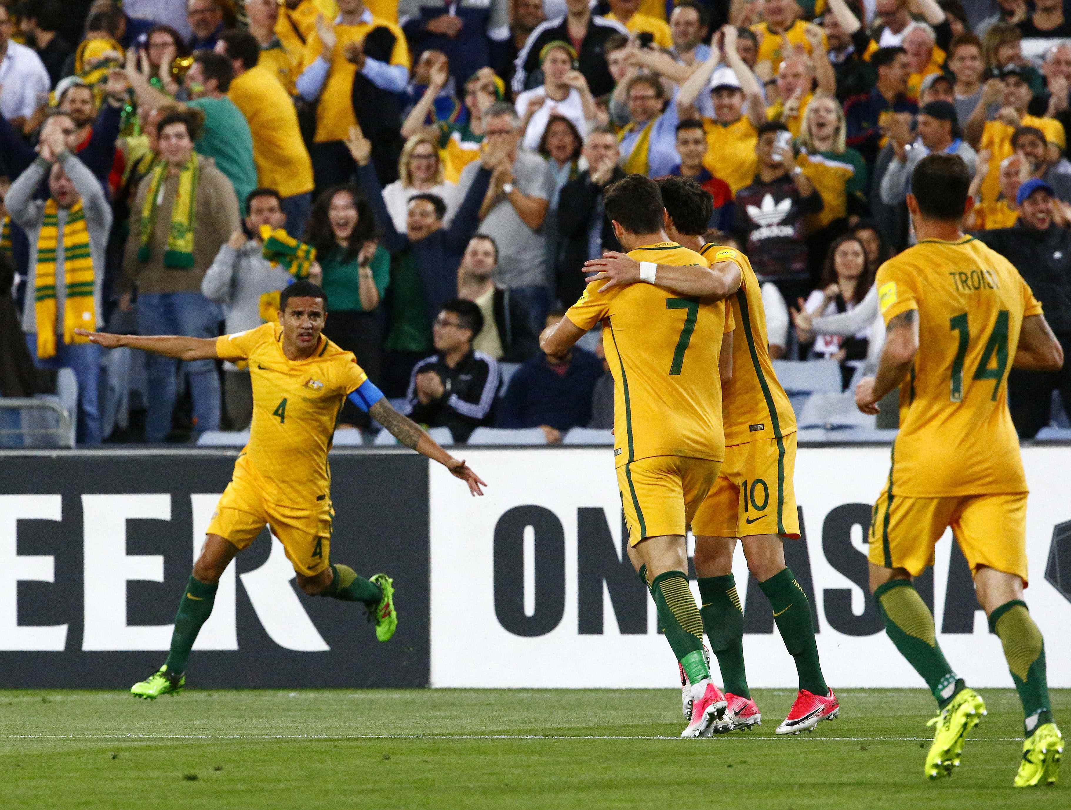 Football: Cahill scores extra-time winner against Syria to keep Australia's World Cup hopes alive