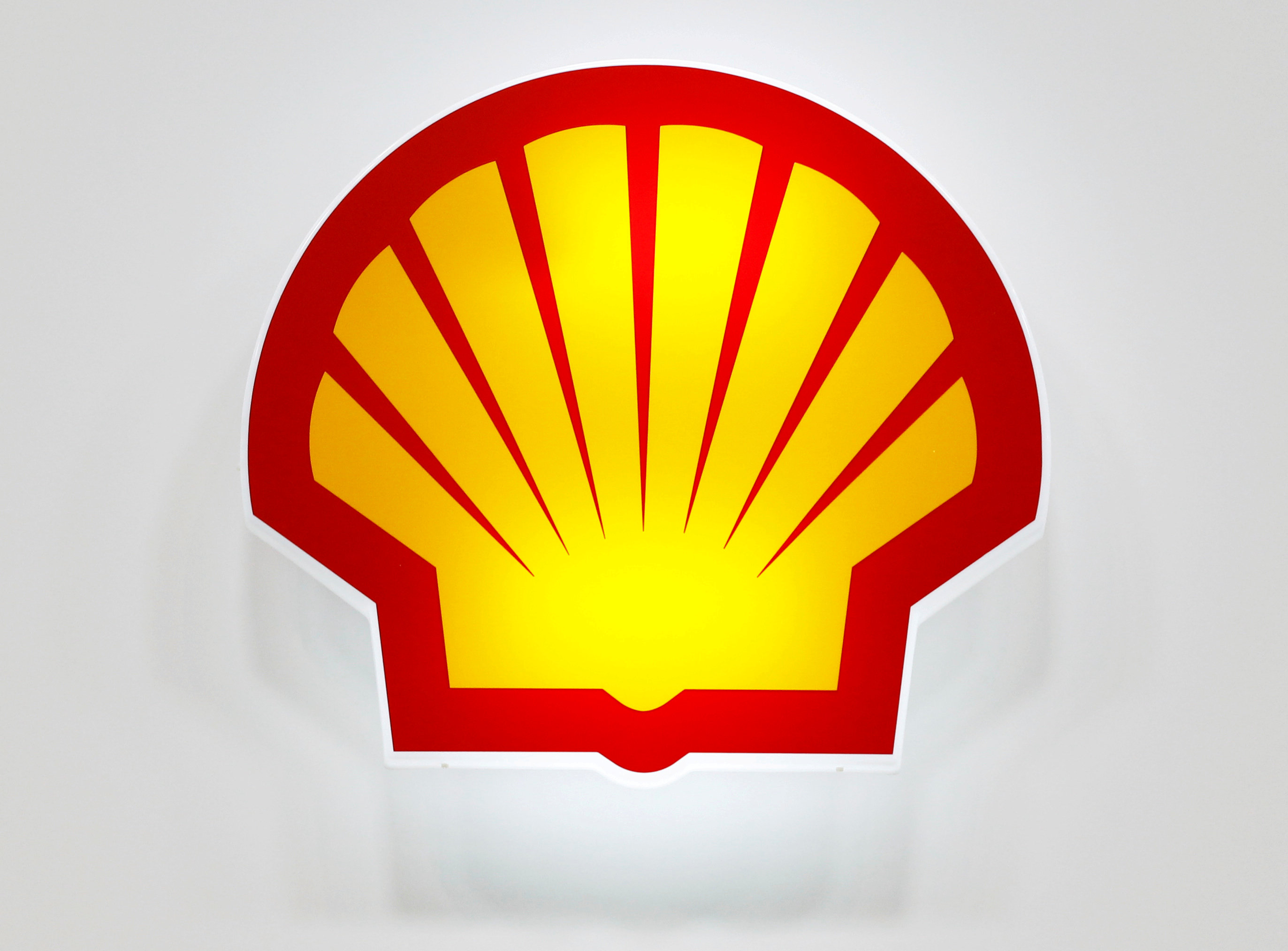 Shell looking to sell its stake in Oman's Mukhaizna oil field