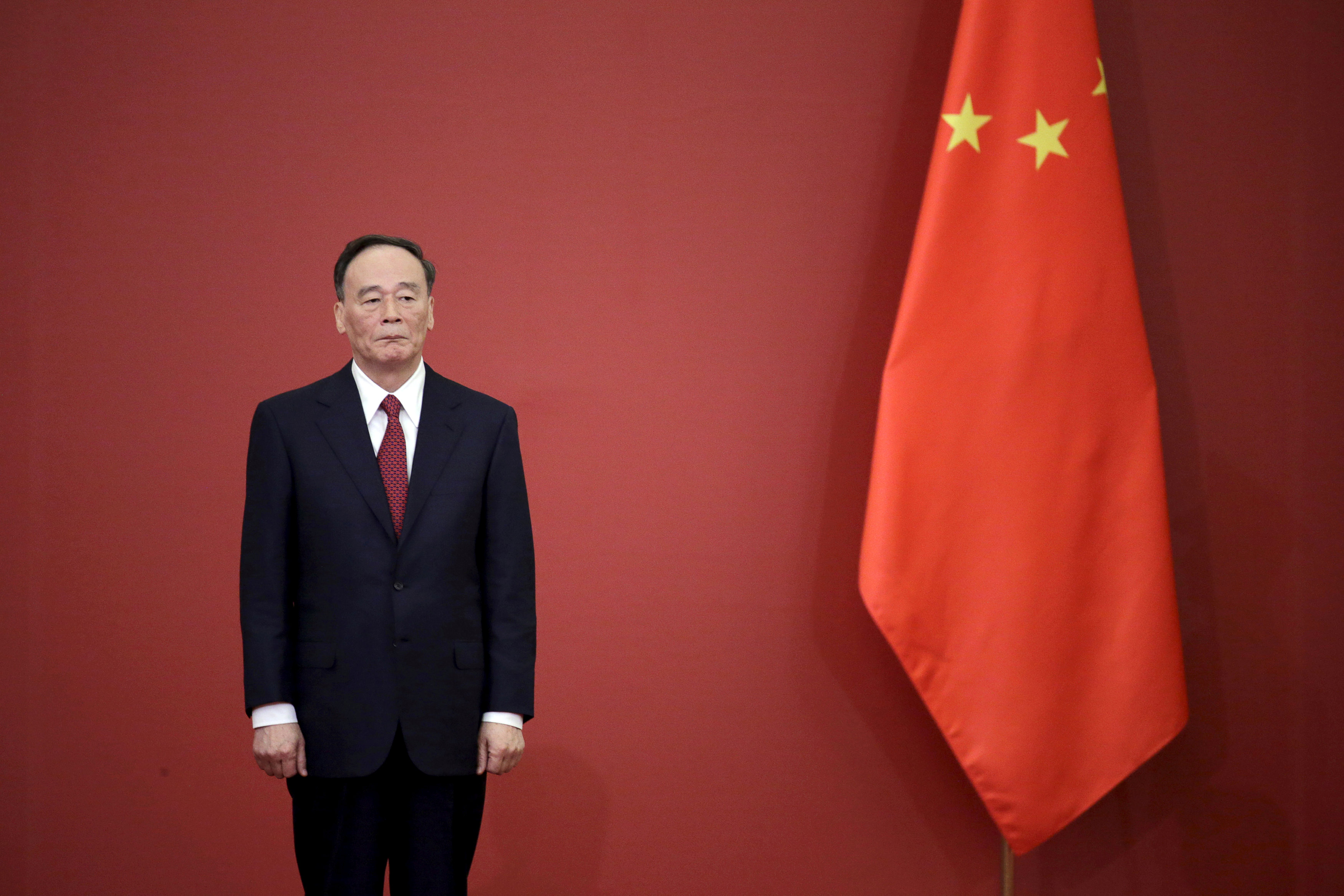 Chinese president looks set to keep right-hand man on despite age