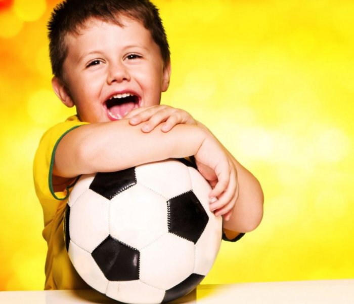 أحذر.. علاقة وثيقة بين كرة القدم والصحة النفسية للأطفال