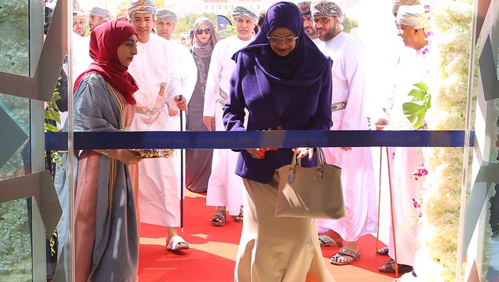 Minister of Higher Education inaugurates Middle East College Student Hub
