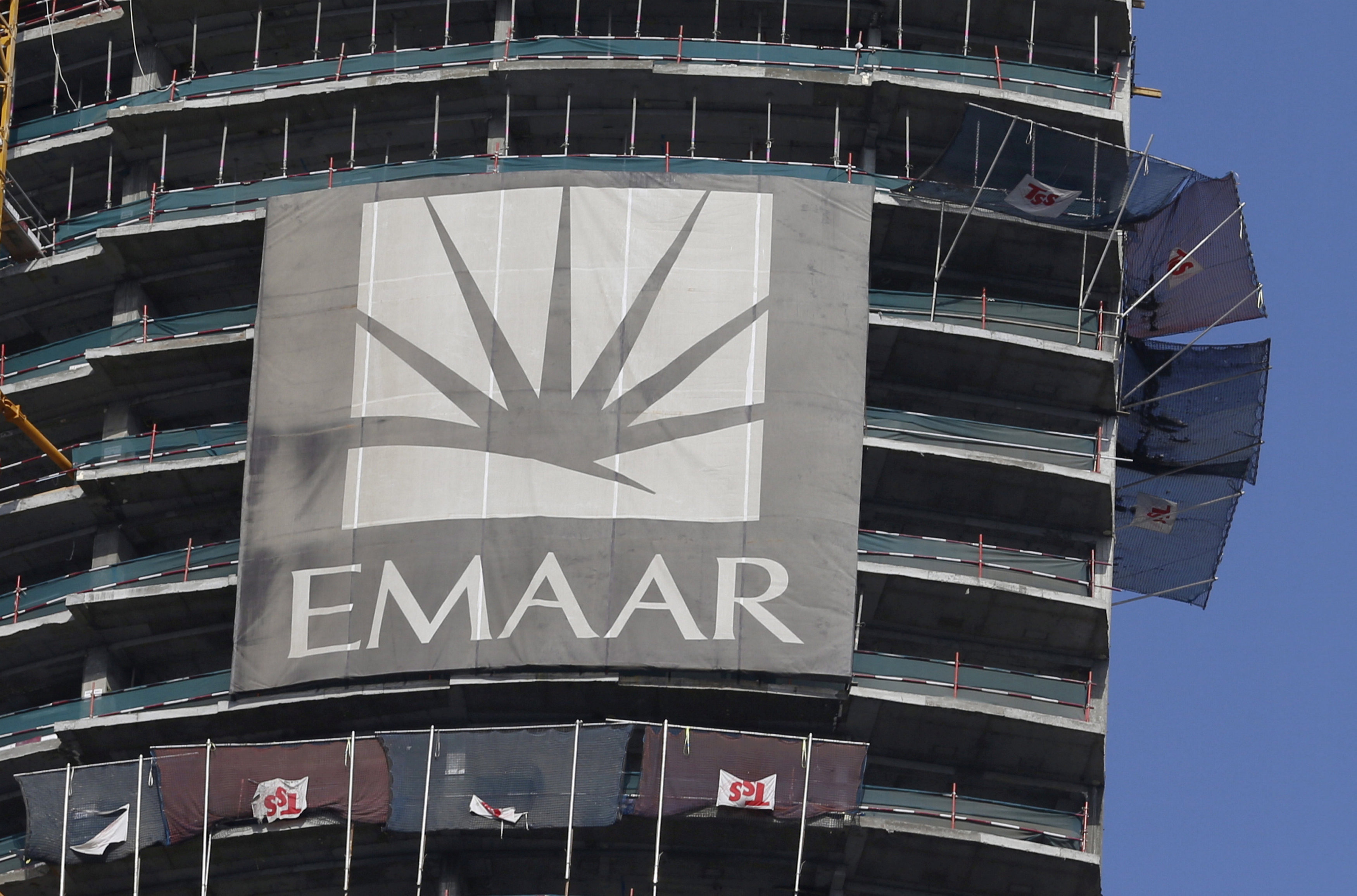 Emaar plans to sell 20% stake in property development unit next month