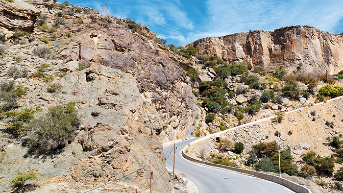 Driving to Jabal Shams? You should read these tips before leaving the house