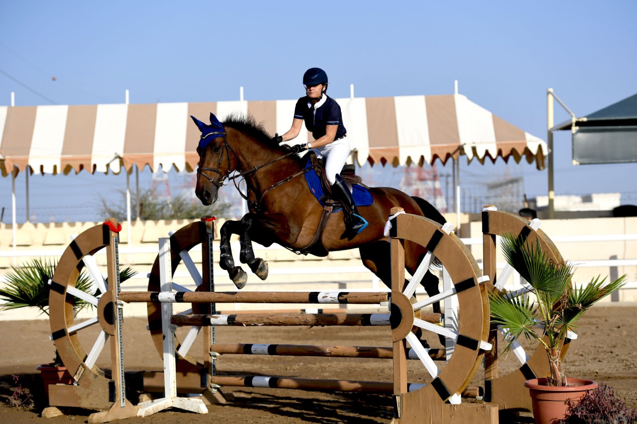 الطوقي وويليم والشرياني يخطفون ألقاب المركز الأولمبي لقفز الحواجز