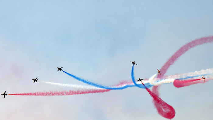 British RAF Red Arrows flying skills leave spectators spellbound in Oman