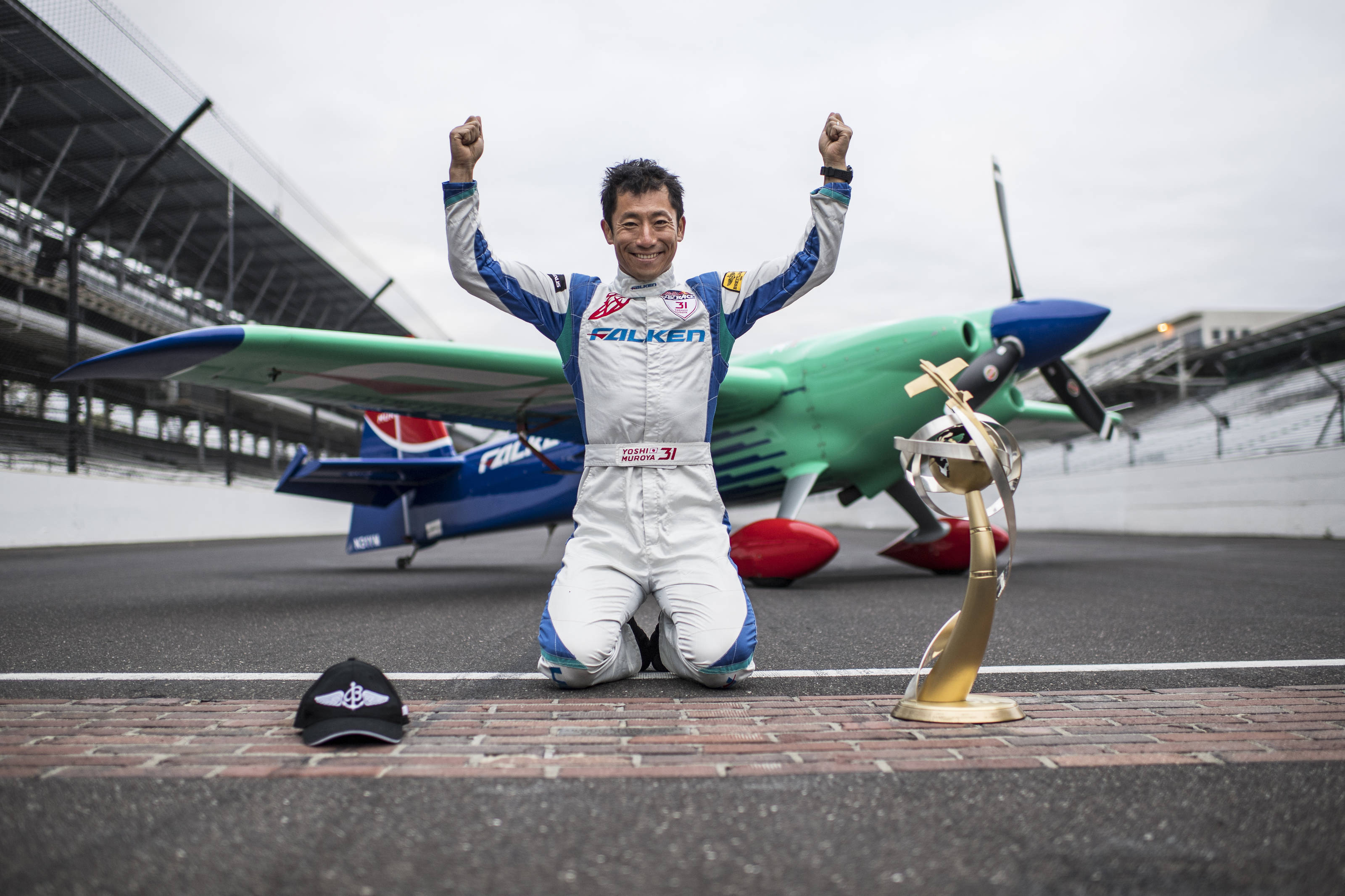 «يوشيهايد» بطل ريد بُل للطيران 2017