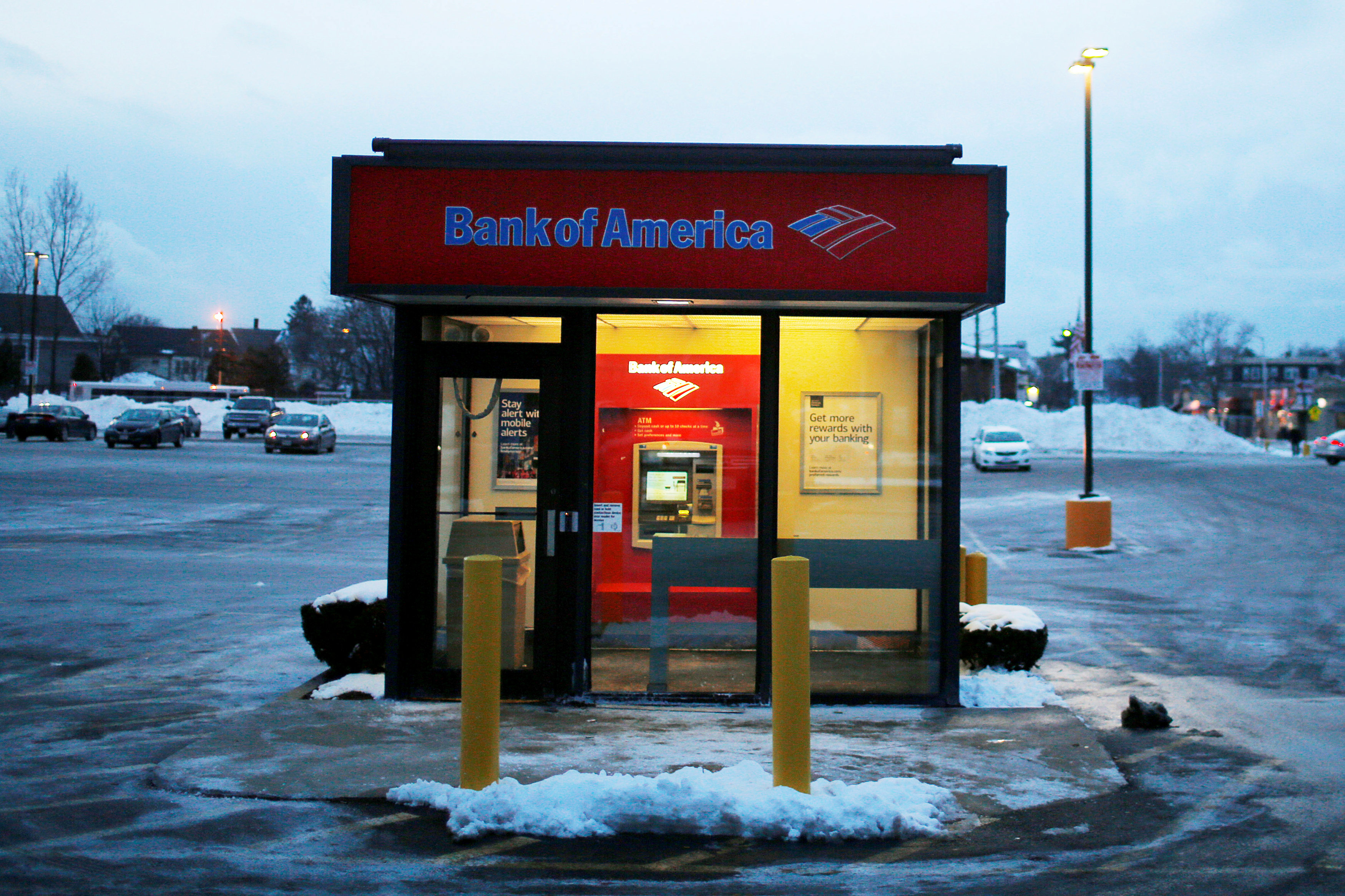 Bank of America to spend 600 million on information security Times