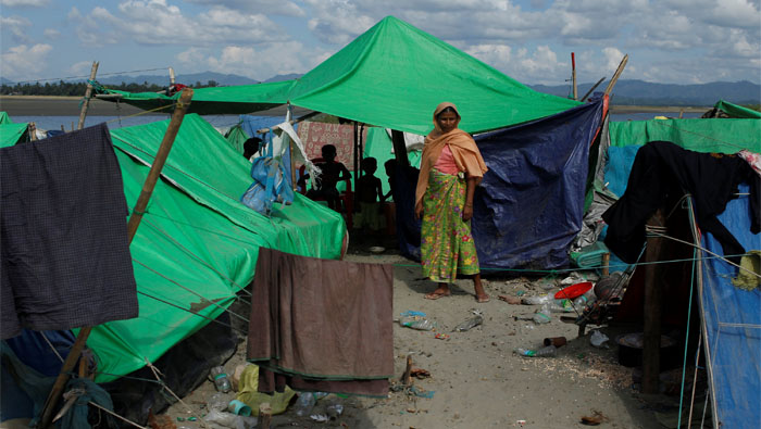 Last exit from Myanmar, Rohingya wait for weeks on beach