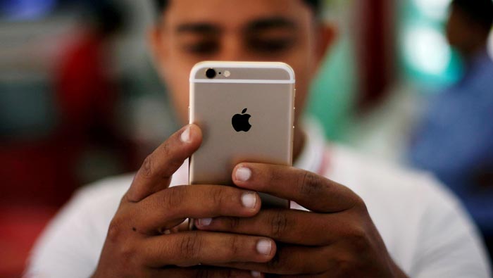 Apple to help India develop anti-spam app after face-off with regulator