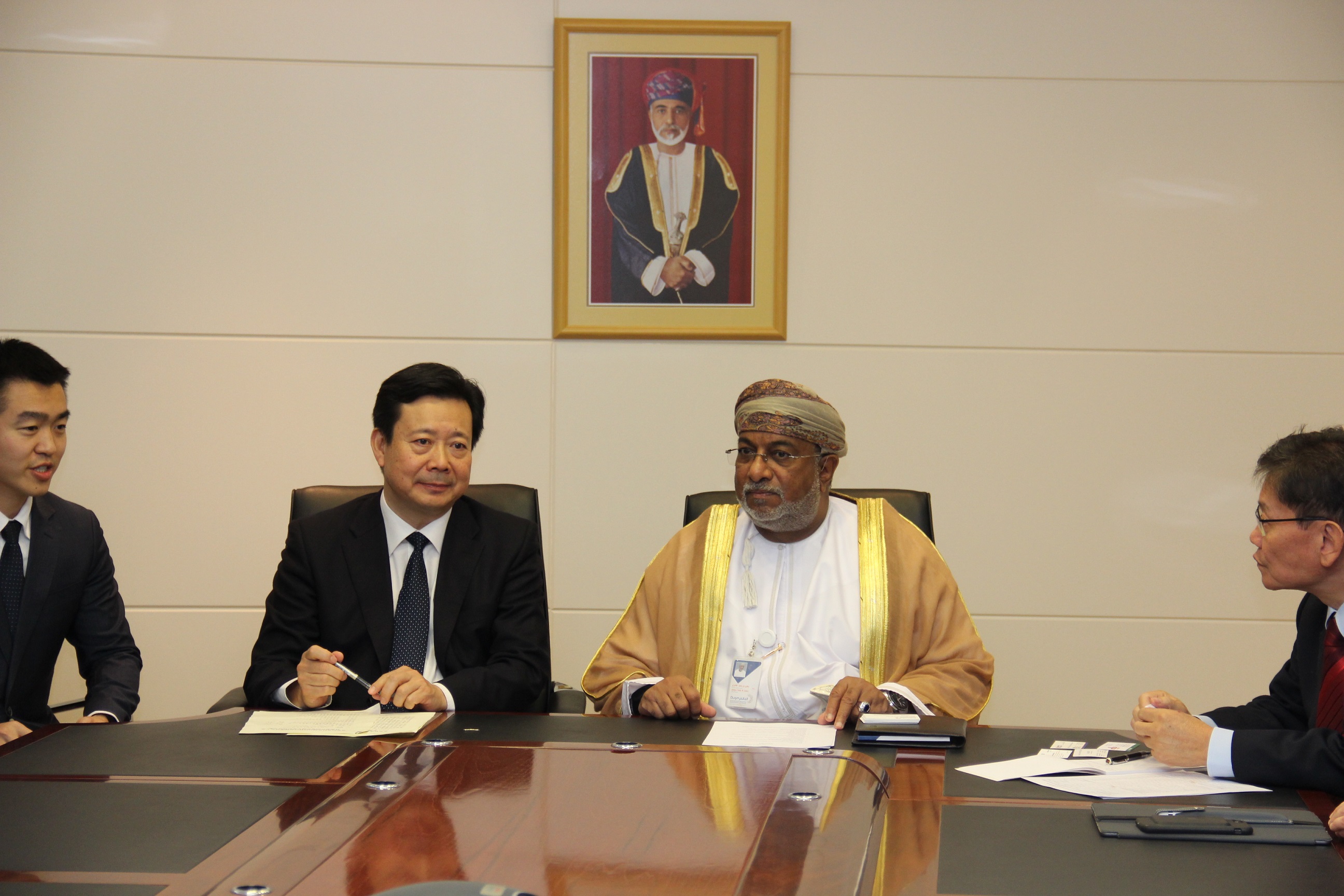 Chinese team explores investments in Duqm SEZ