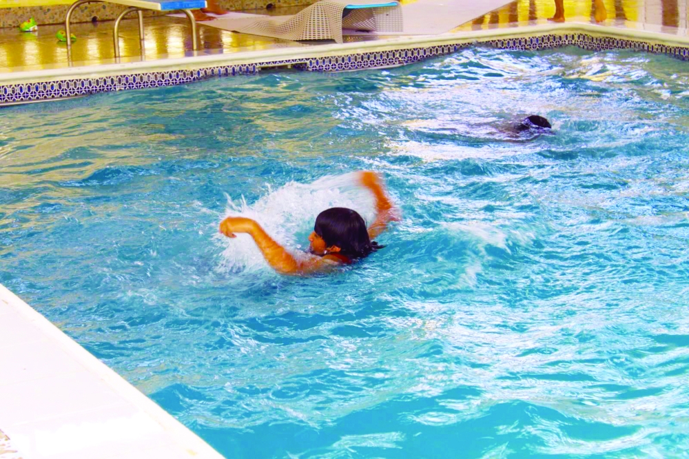 احذر من هذه الأمراض إن كنت تحب السباحة