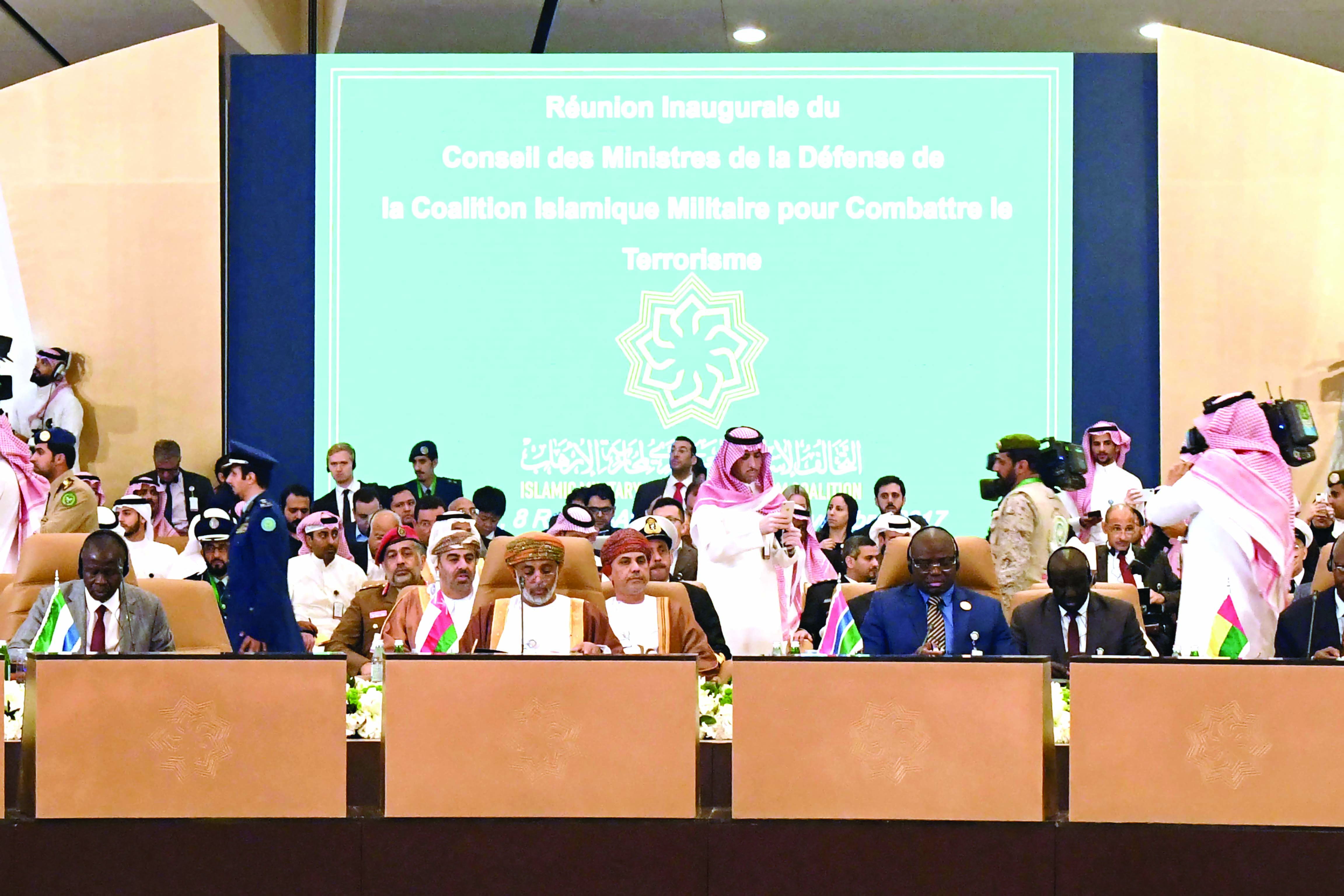 الراسبي يعود إلى البلاد