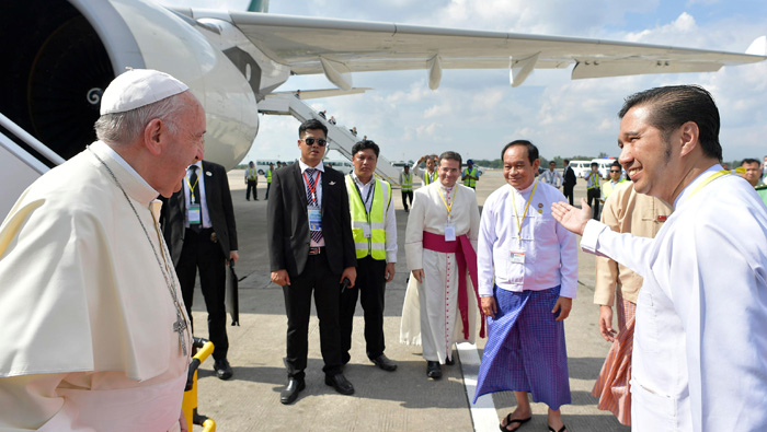 pope francis english translator in myanmar