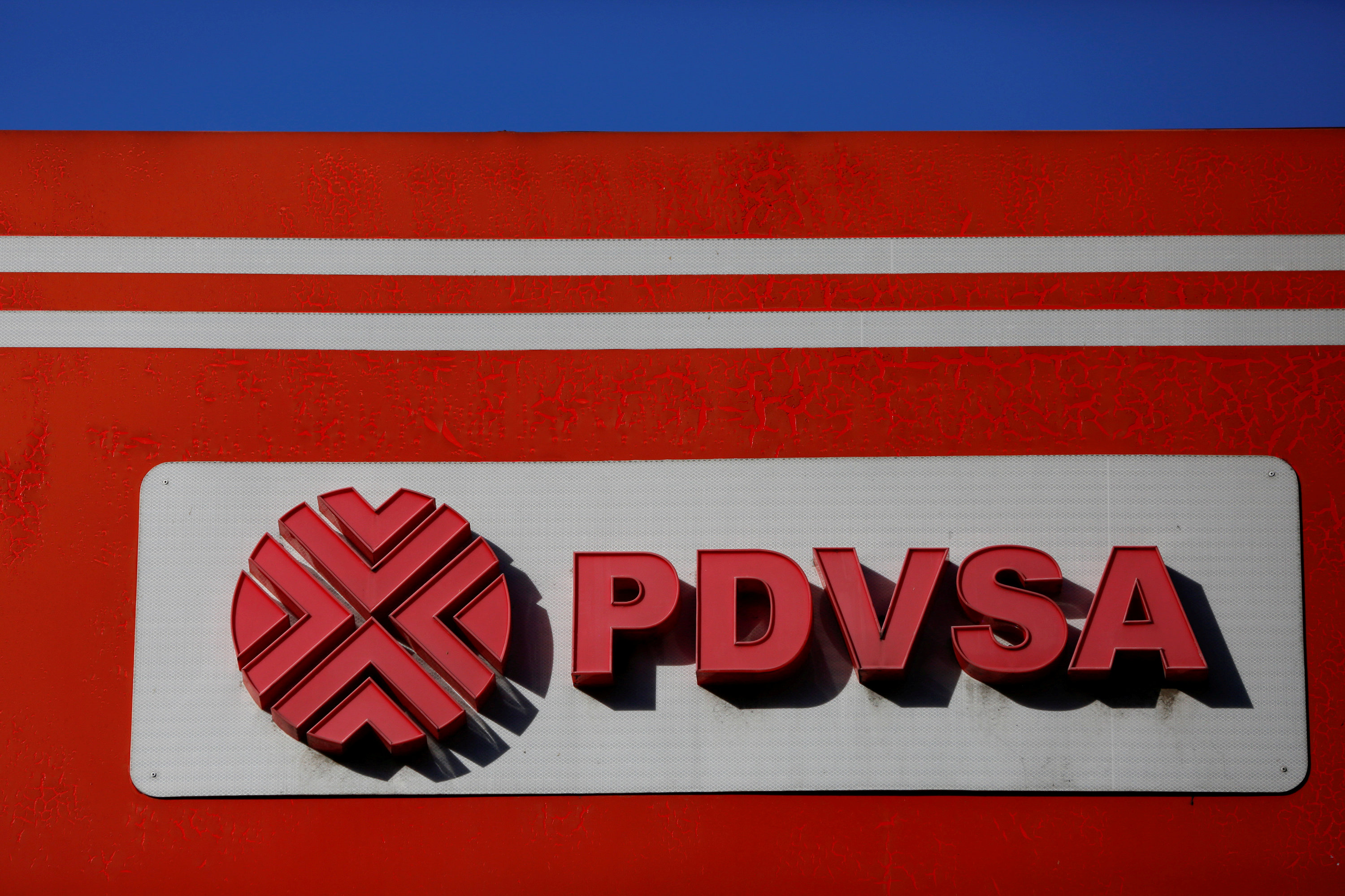 New Venezuela oil boss to give military more posts at state oil company PDVSA